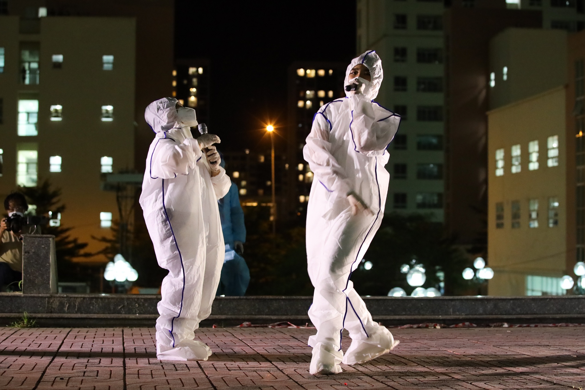 dem nhac tai benh vien da chien so 11 anh 18