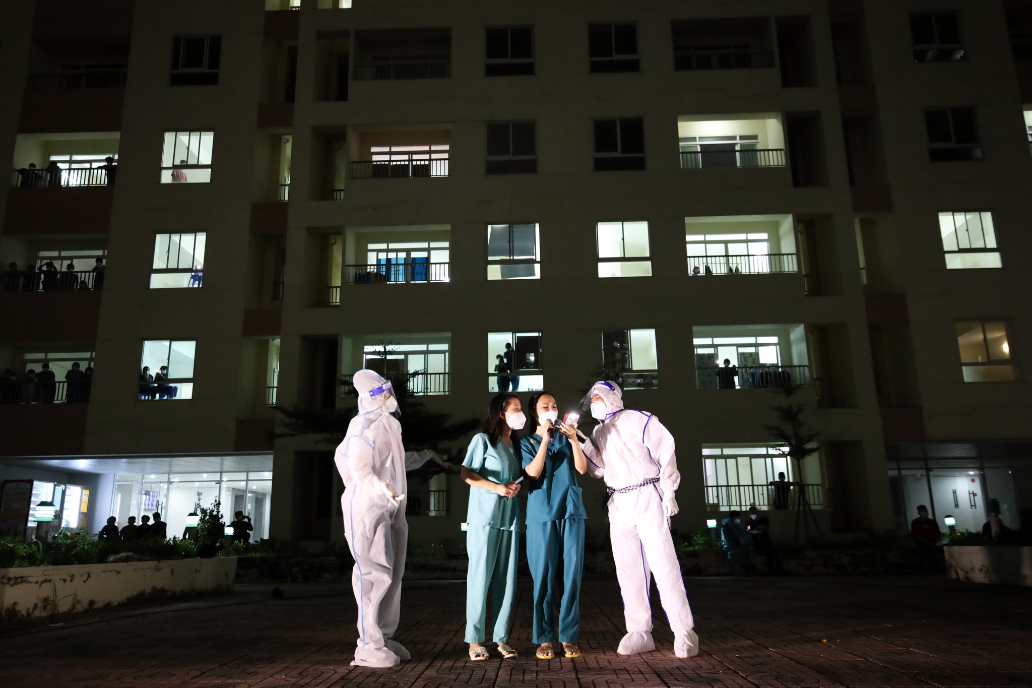 dem nhac tai benh vien da chien so 11 anh 17