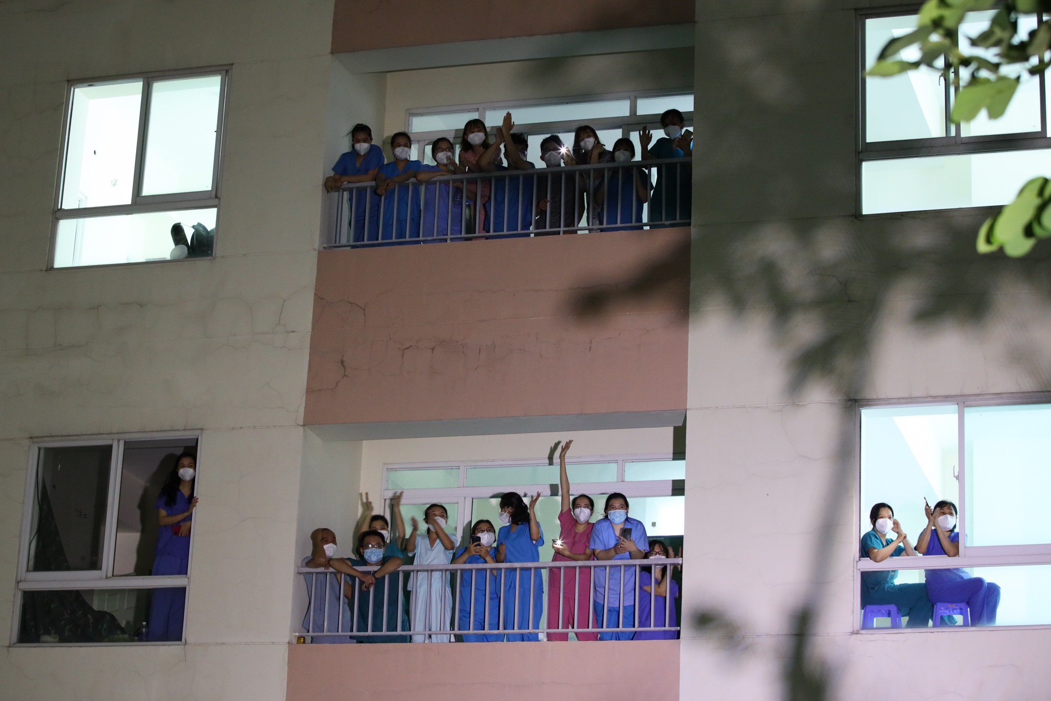 dem nhac tai benh vien da chien so 11 anh 21