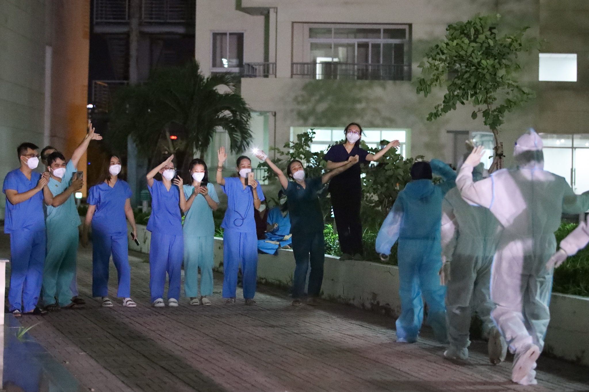 dem nhac tai benh vien da chien so 11 anh 29