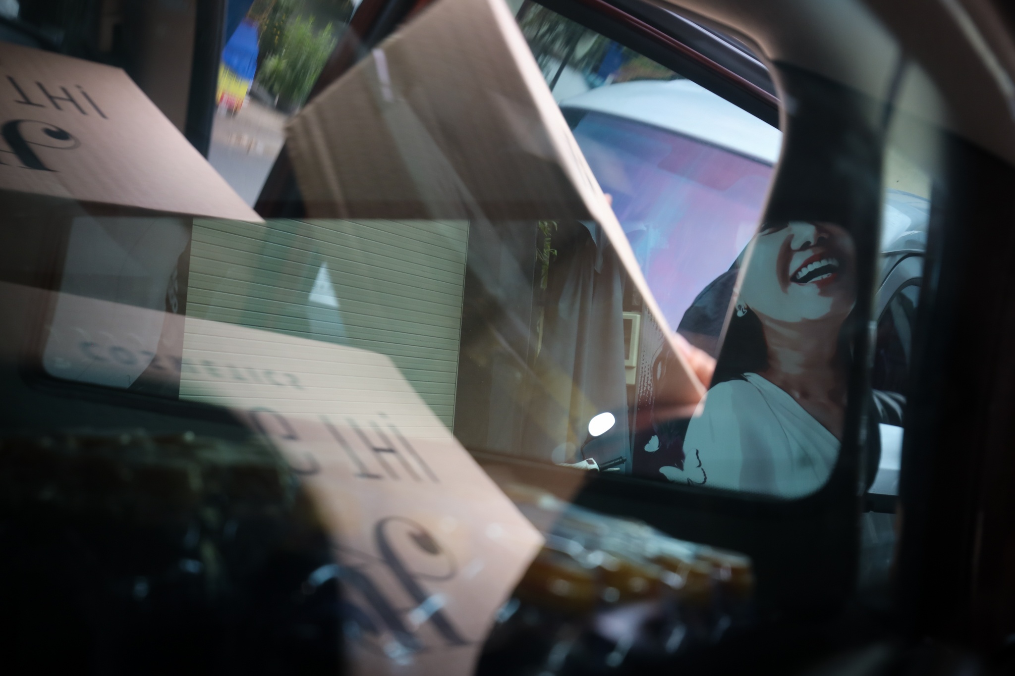 Mot ngay voi hang tram cuoc goi cua Viet Huong anh 2