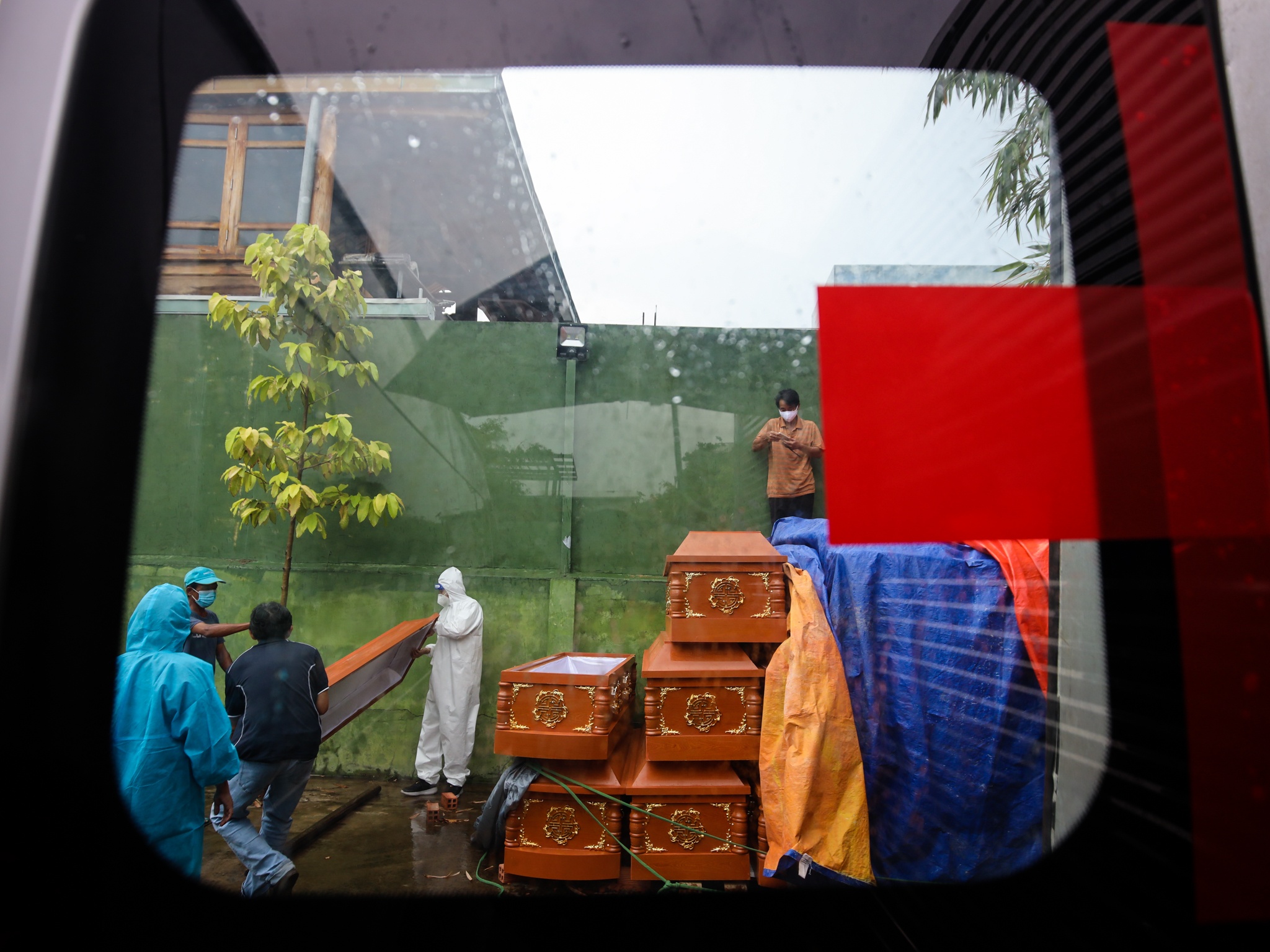 Mot ngay voi hang tram cuoc goi cua Viet Huong anh 31