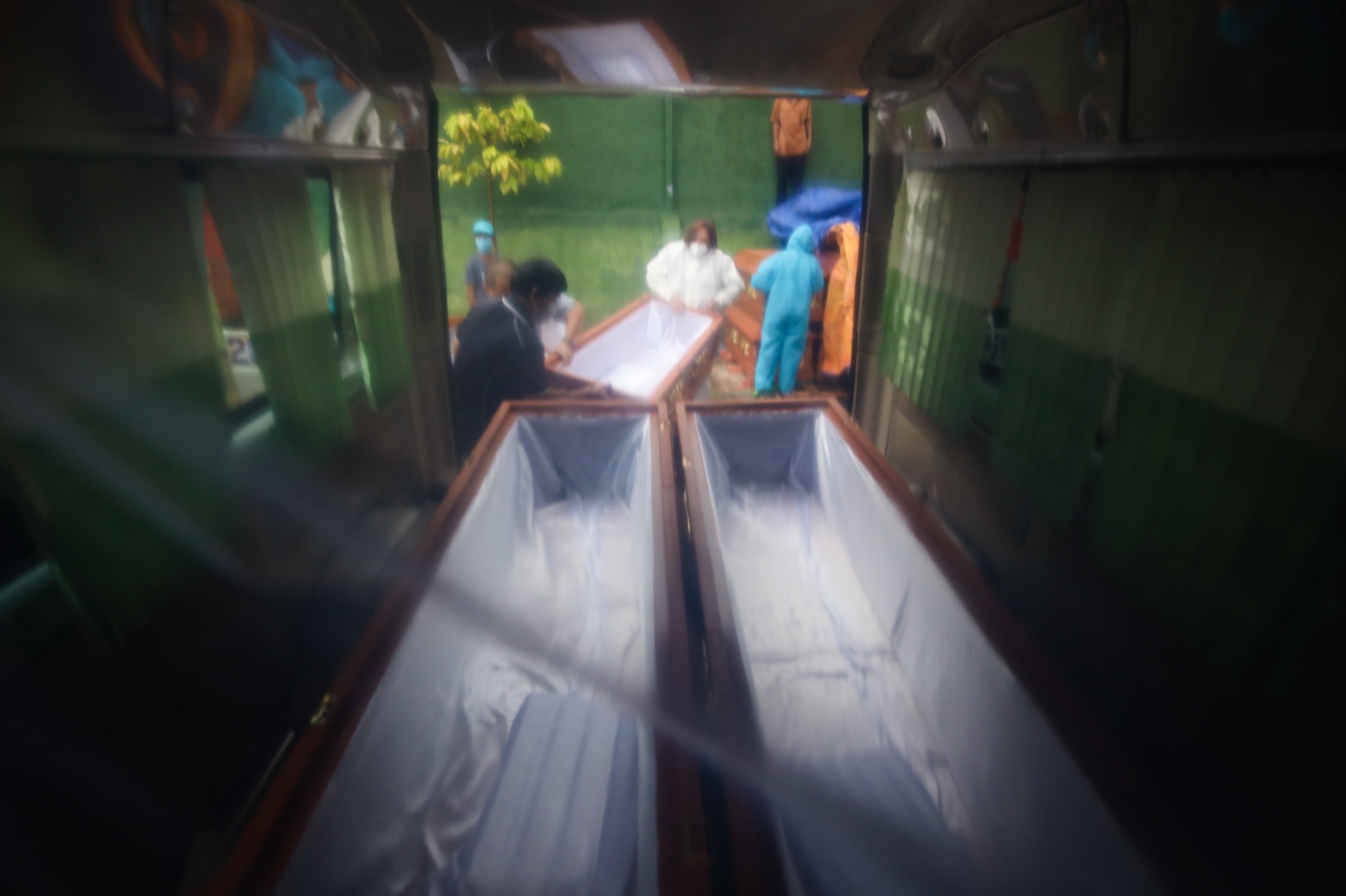 Mot ngay voi hang tram cuoc goi cua Viet Huong anh 33