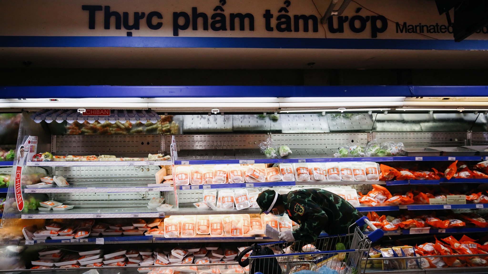 bộ đội đi chợ hộ ảnh 5 bo doi di cho ho anh 5