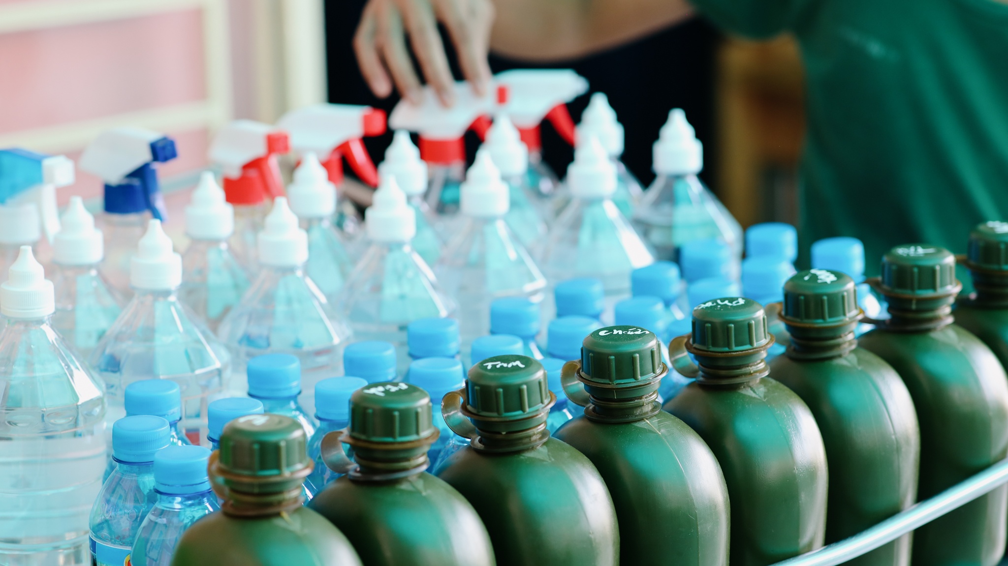 bộ đội đi chợ hộ ảnh 3 bo doi di cho ho anh 3