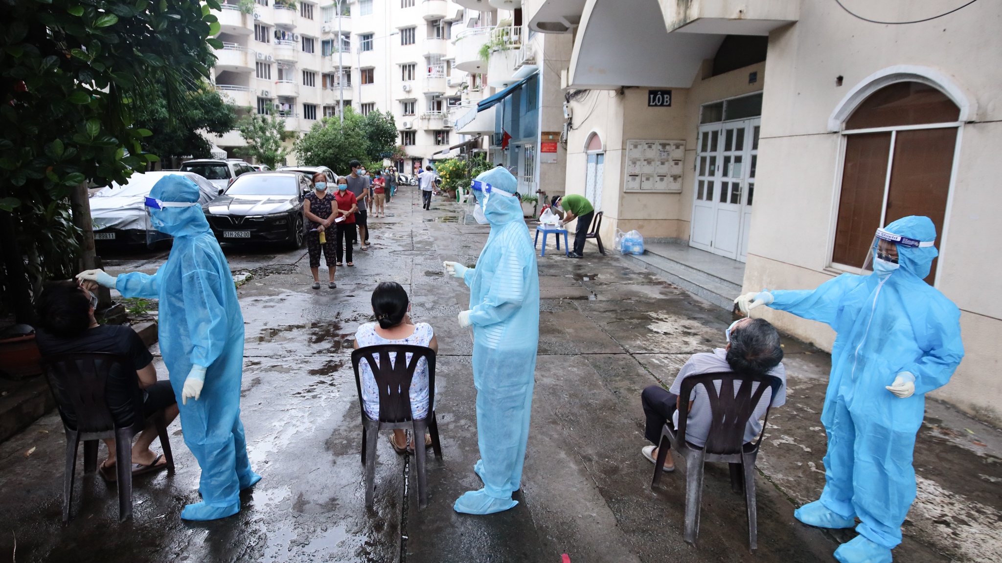 bộ đội đi chợ hộ ảnh 15 bo doi di cho ho anh 15