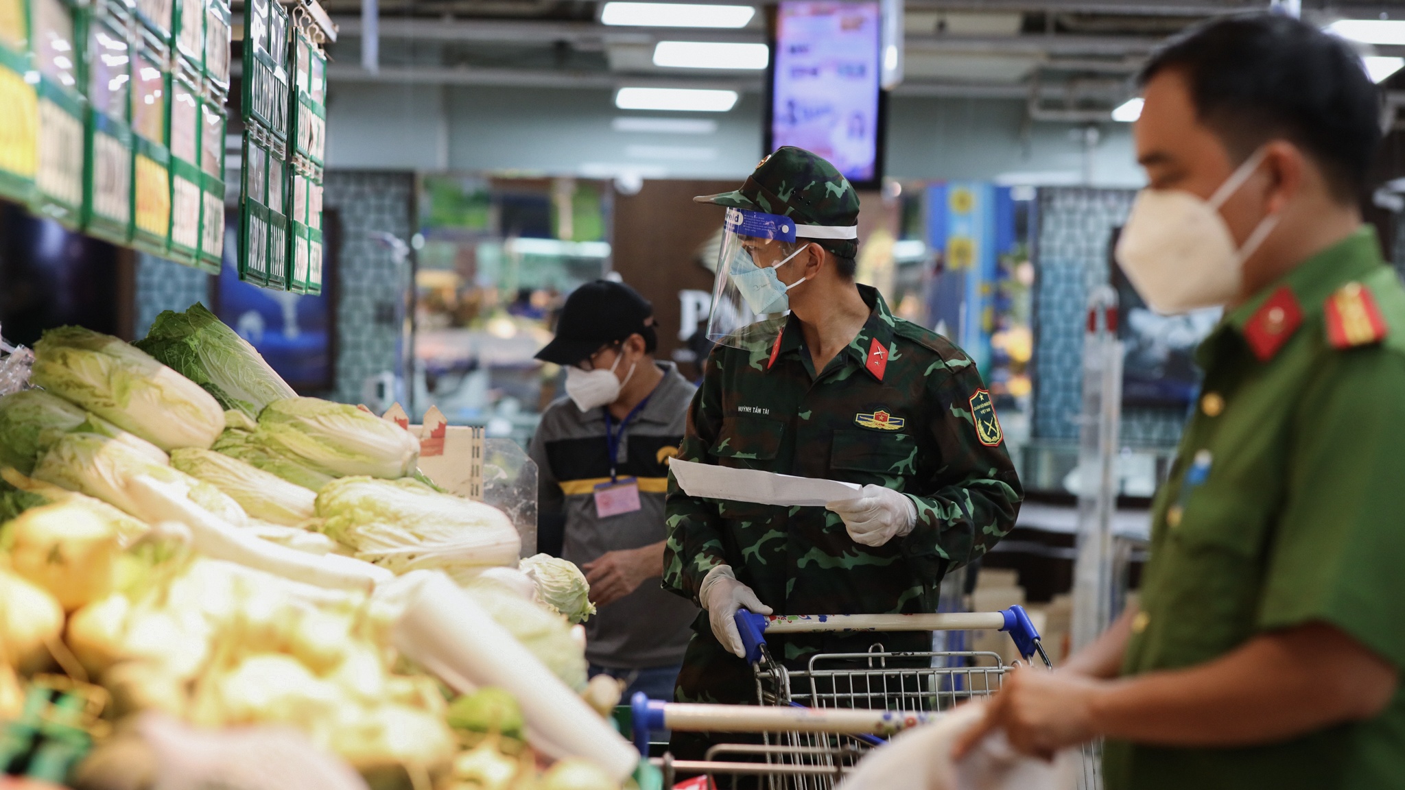 di cho ho qua app anh 3