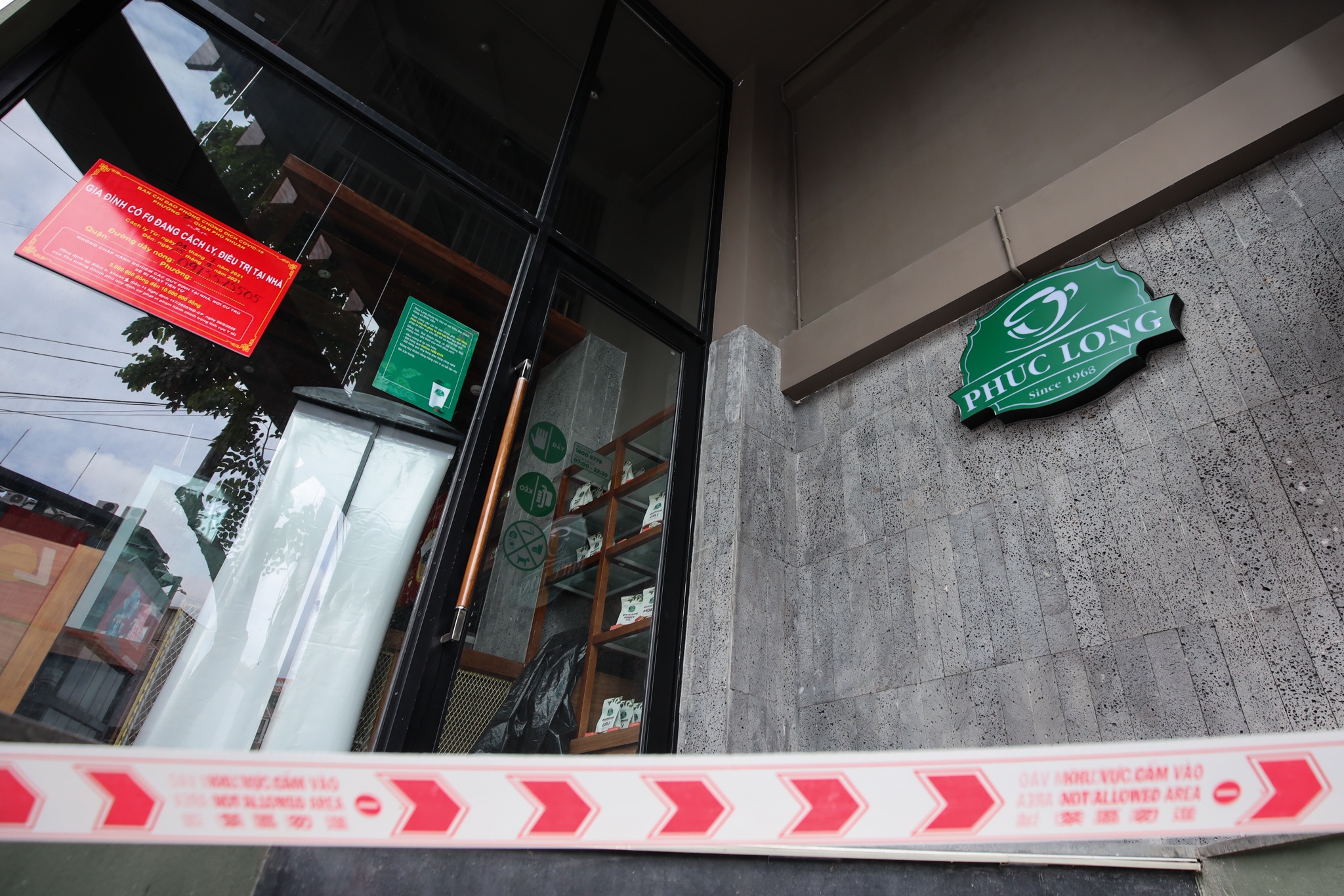 it cua hang ban mang ve sang 9/9 anh 5