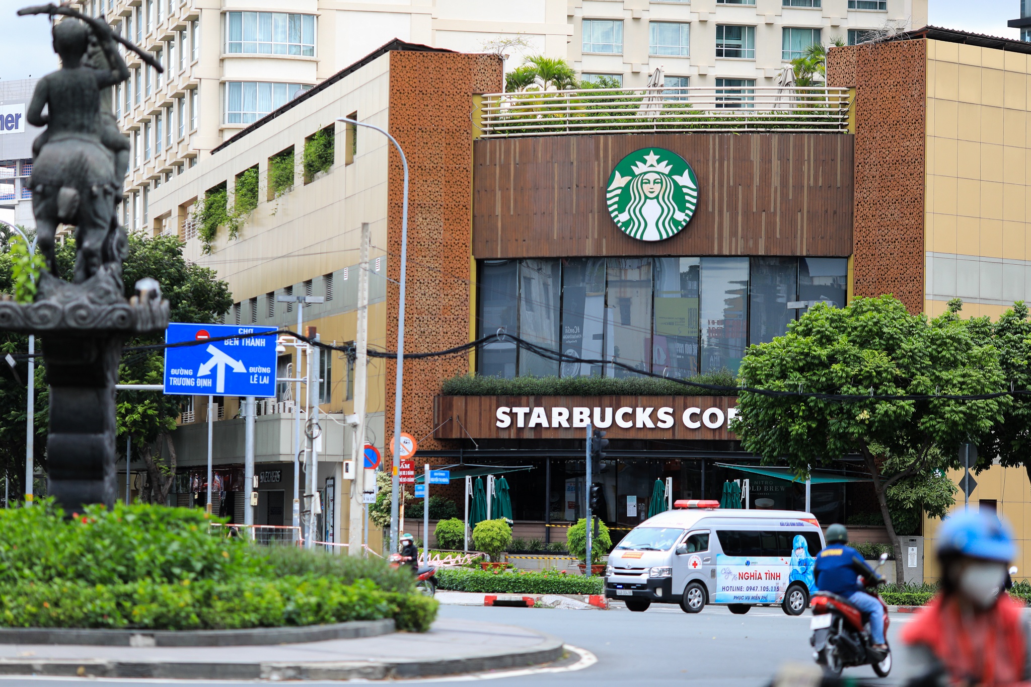 Chuoi cafe dau tien mo lai o TP.HCM anh 7