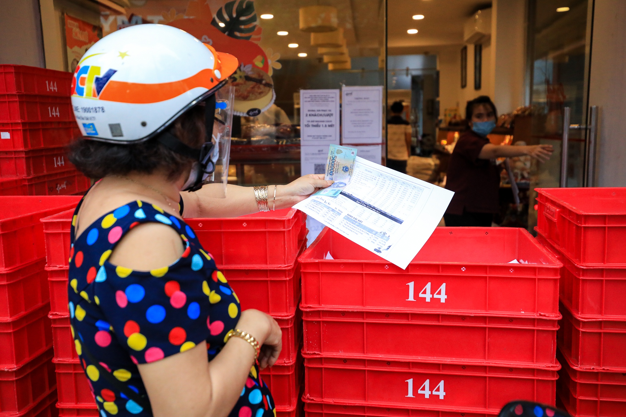 Cac cua hang ban banh trung thu o TP.HCM anh 8