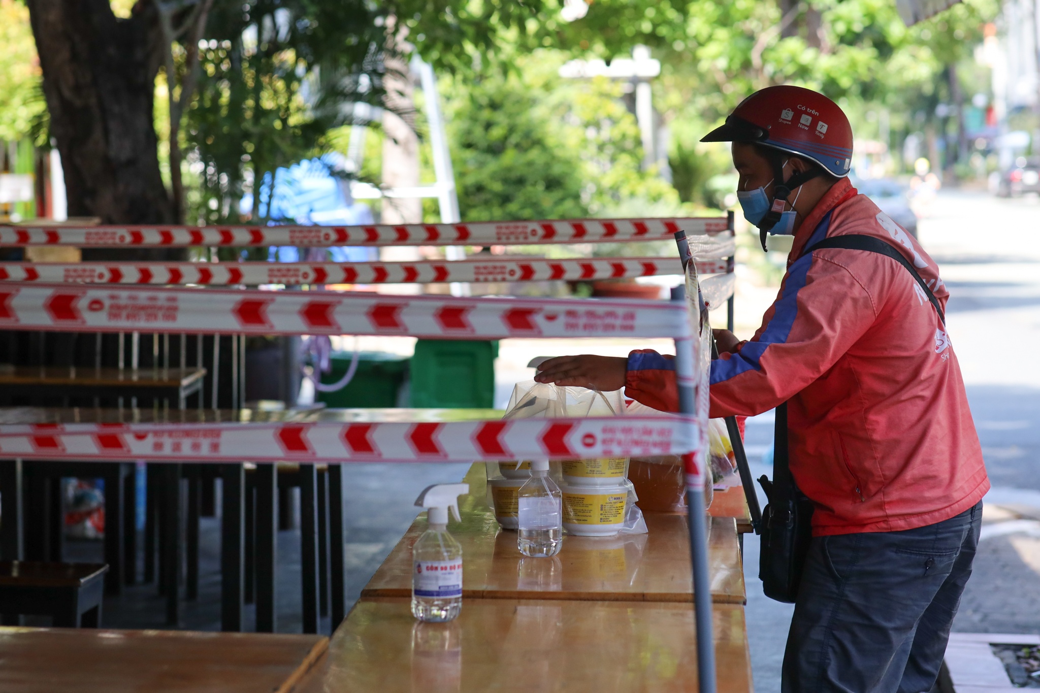 hang quan quan 7 trong binh thuong moi anh 7