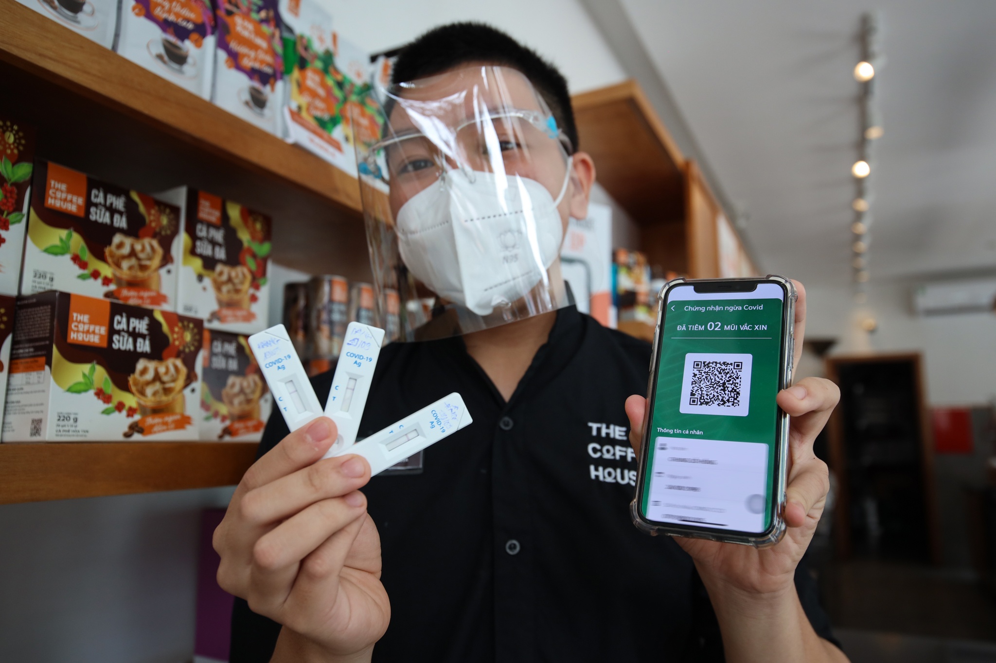 Cac chuoi cafe lon o TP.HCM ban mang ve anh 5