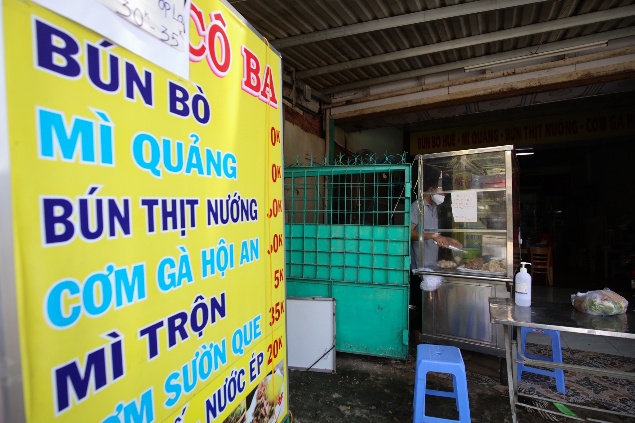 cac quan an ban mang ve dat khach anh 9