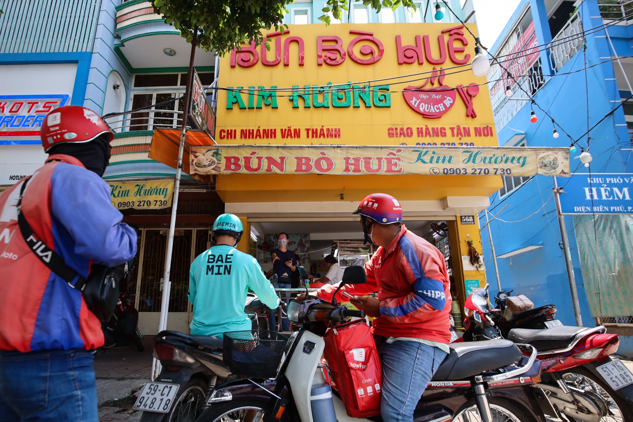 Quan bun bo o TP.HCM ban 500 suat mang di moi ngay hinh anh