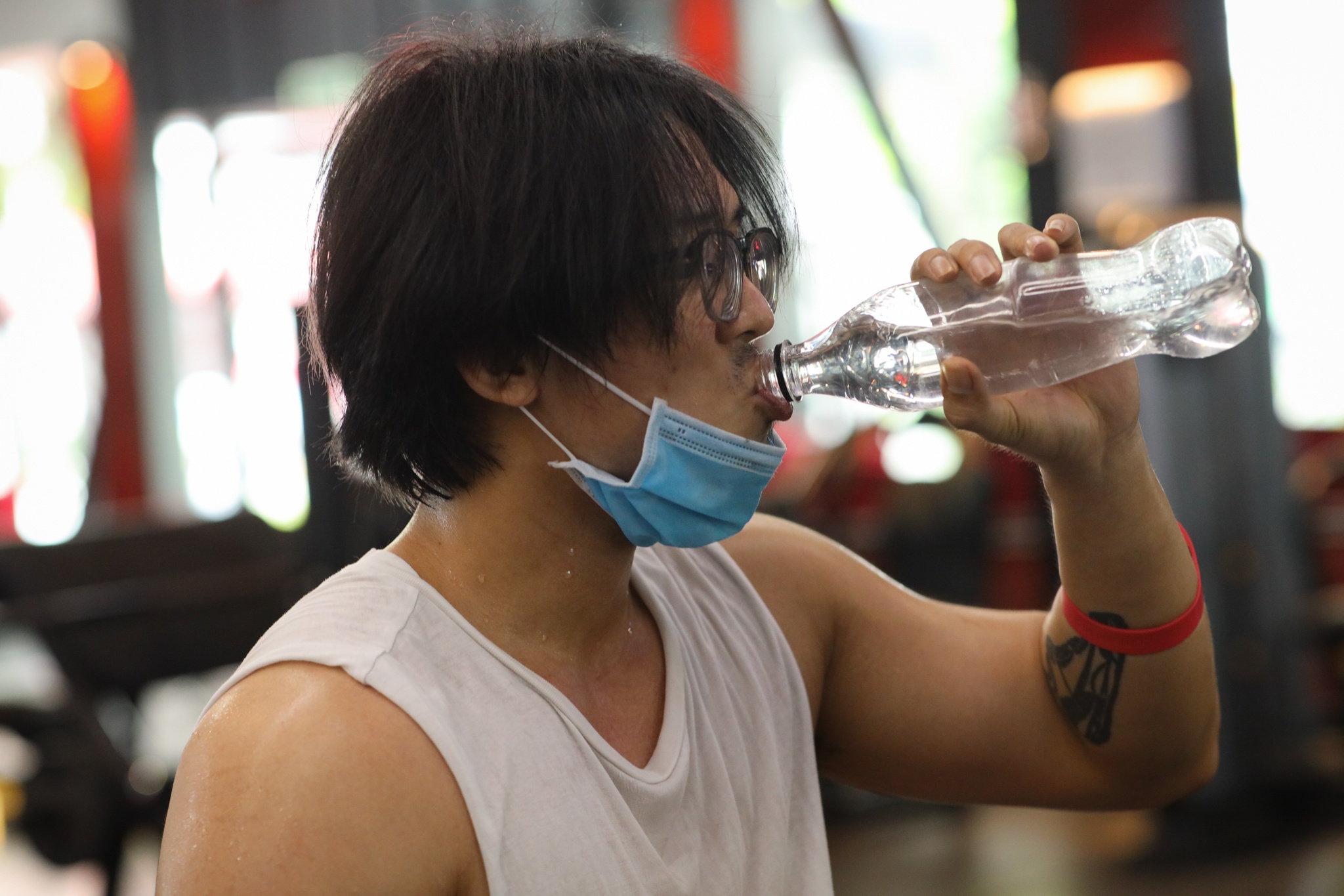 phong tap gym o tp.hcm mo cua anh 7