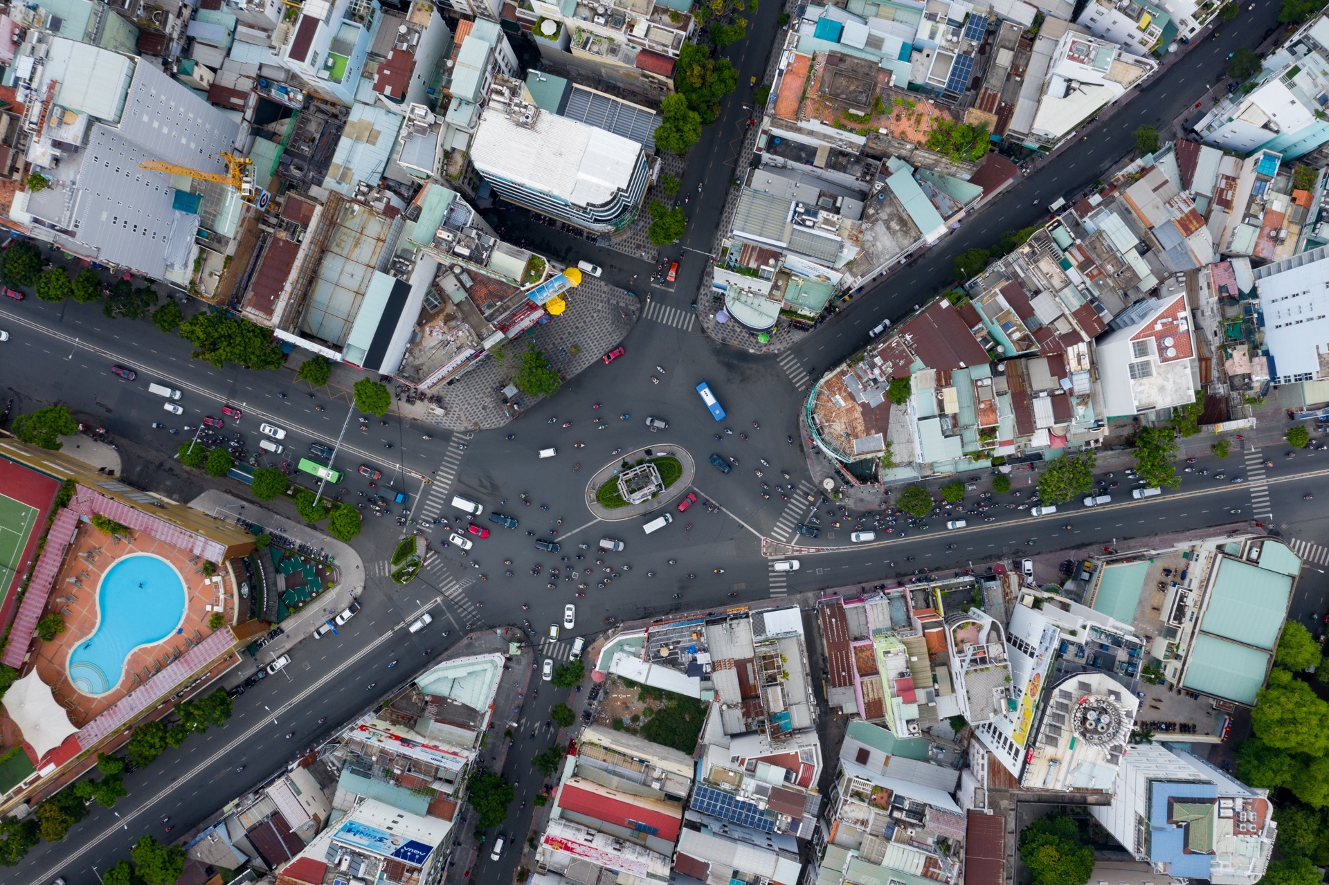 mat bang nga 6 Phu Dong sau gian cach anh 1