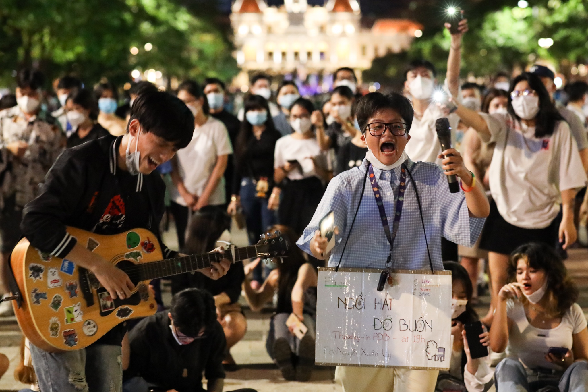 Trung tam TP.HCM dong duc ngay cuoi tuan anh 4