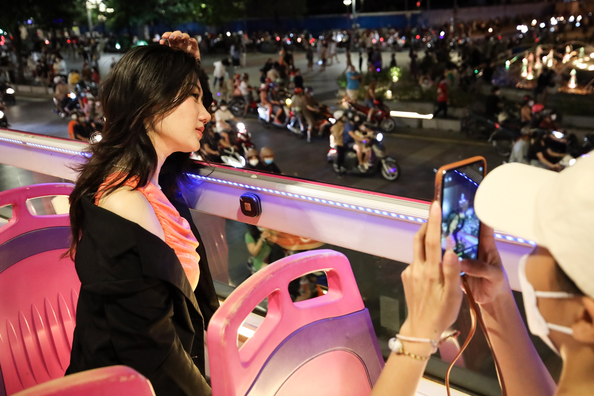 Trung tam TP.HCM dong duc ngay cuoi tuan anh 8