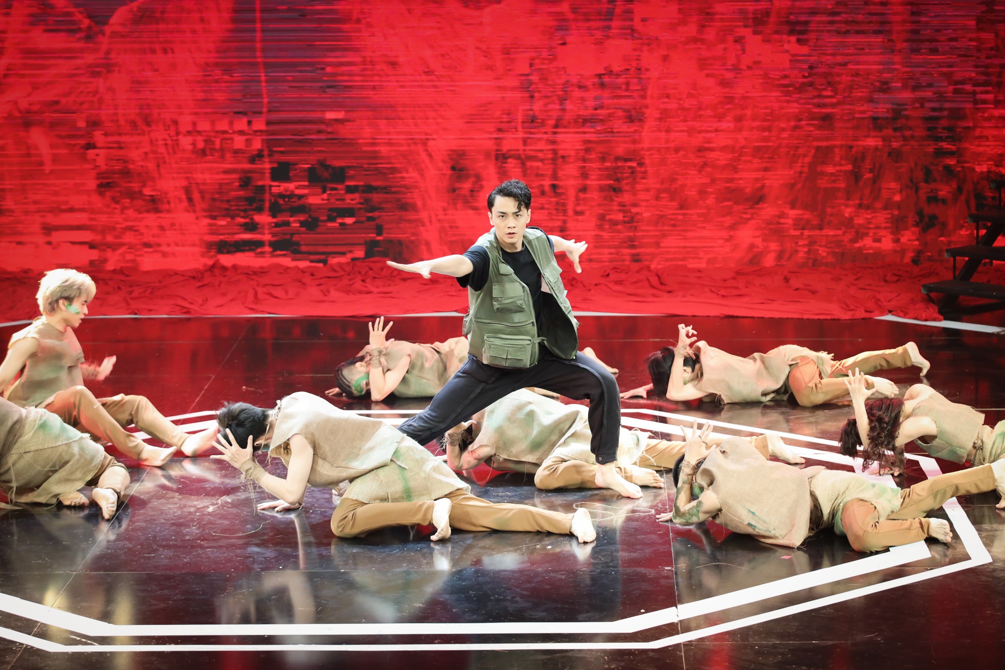 chung ket san dau vu dao anh 21