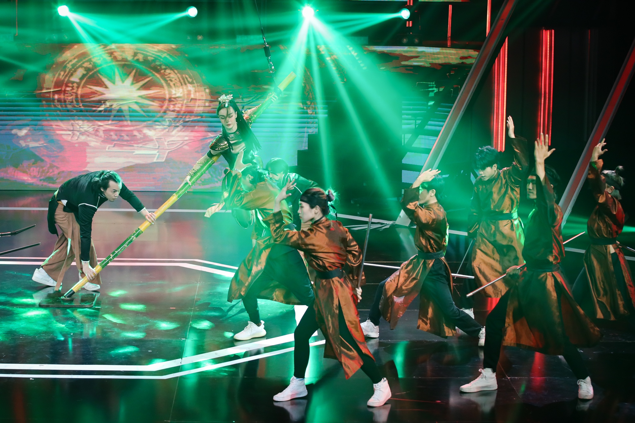 chung ket san dau vu dao anh 48