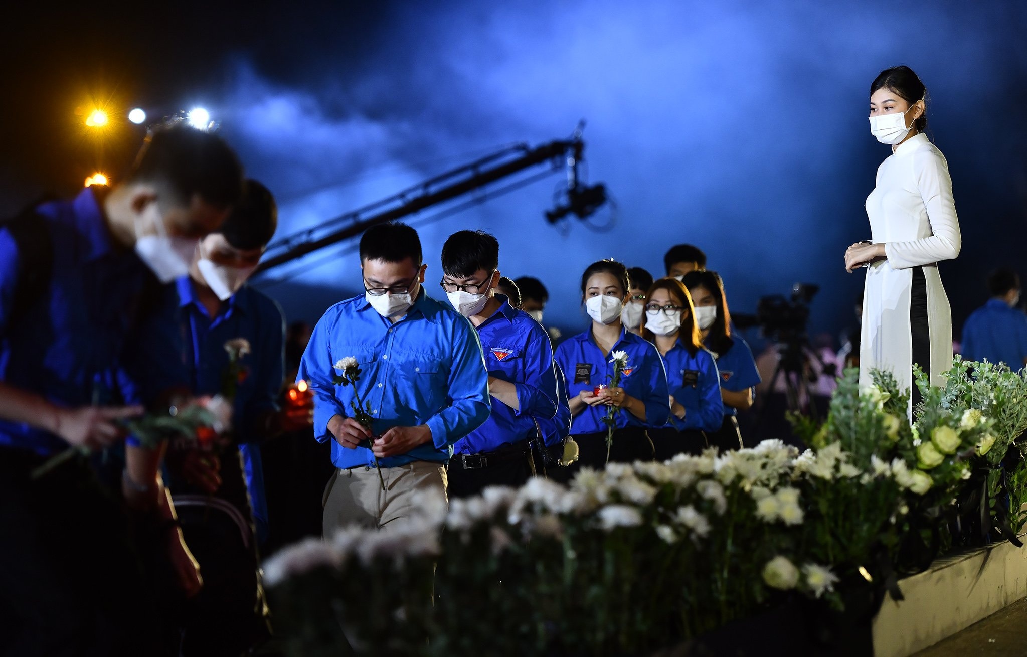 tuong niem nguoi mat vi Covid-19 anh 4