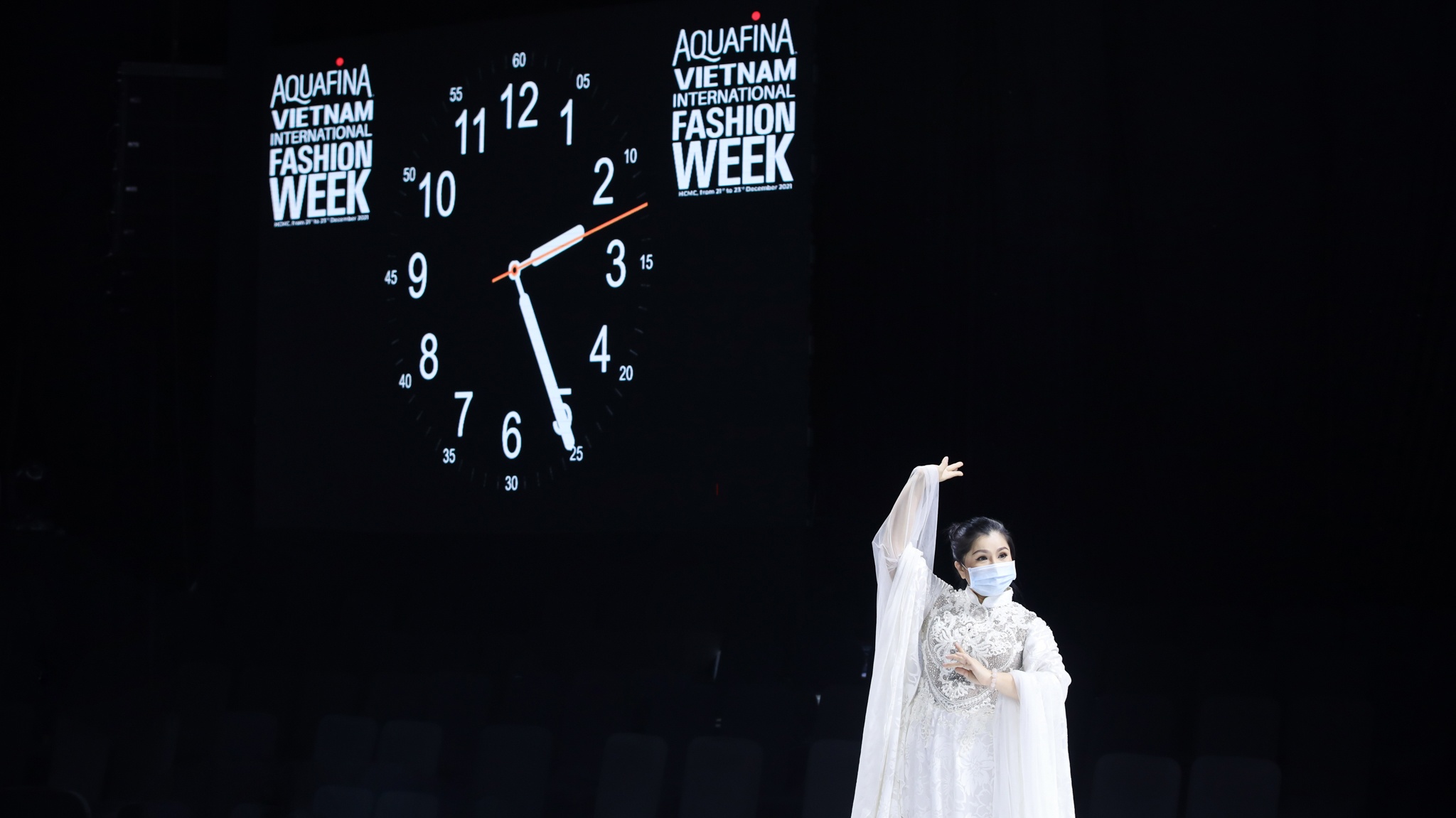 Aquafina Tuan le Thoi trang Quoc te Viet Nam anh 13