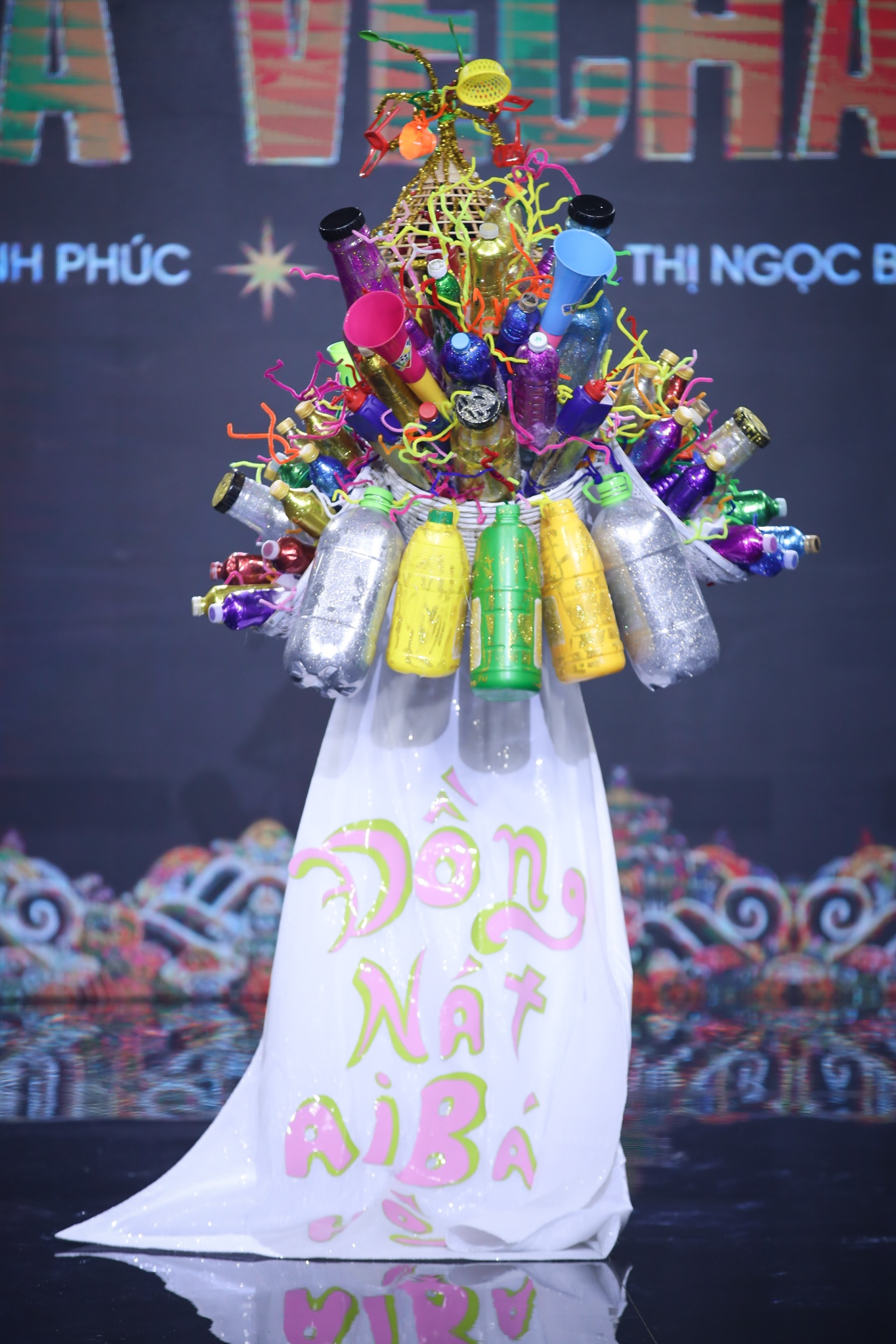 thi sinh hoa hau hoan vu Viet nam anh 23