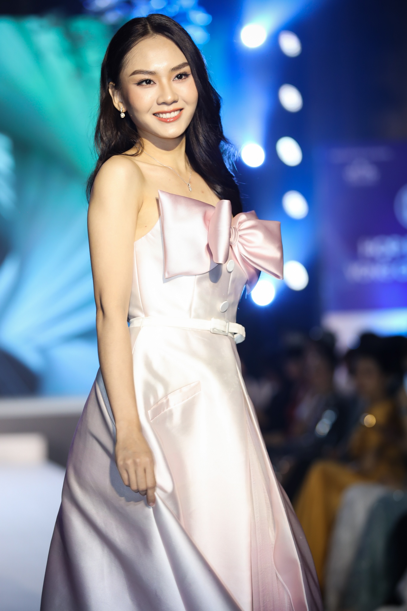 hoa hau the gioi viet nam anh 7