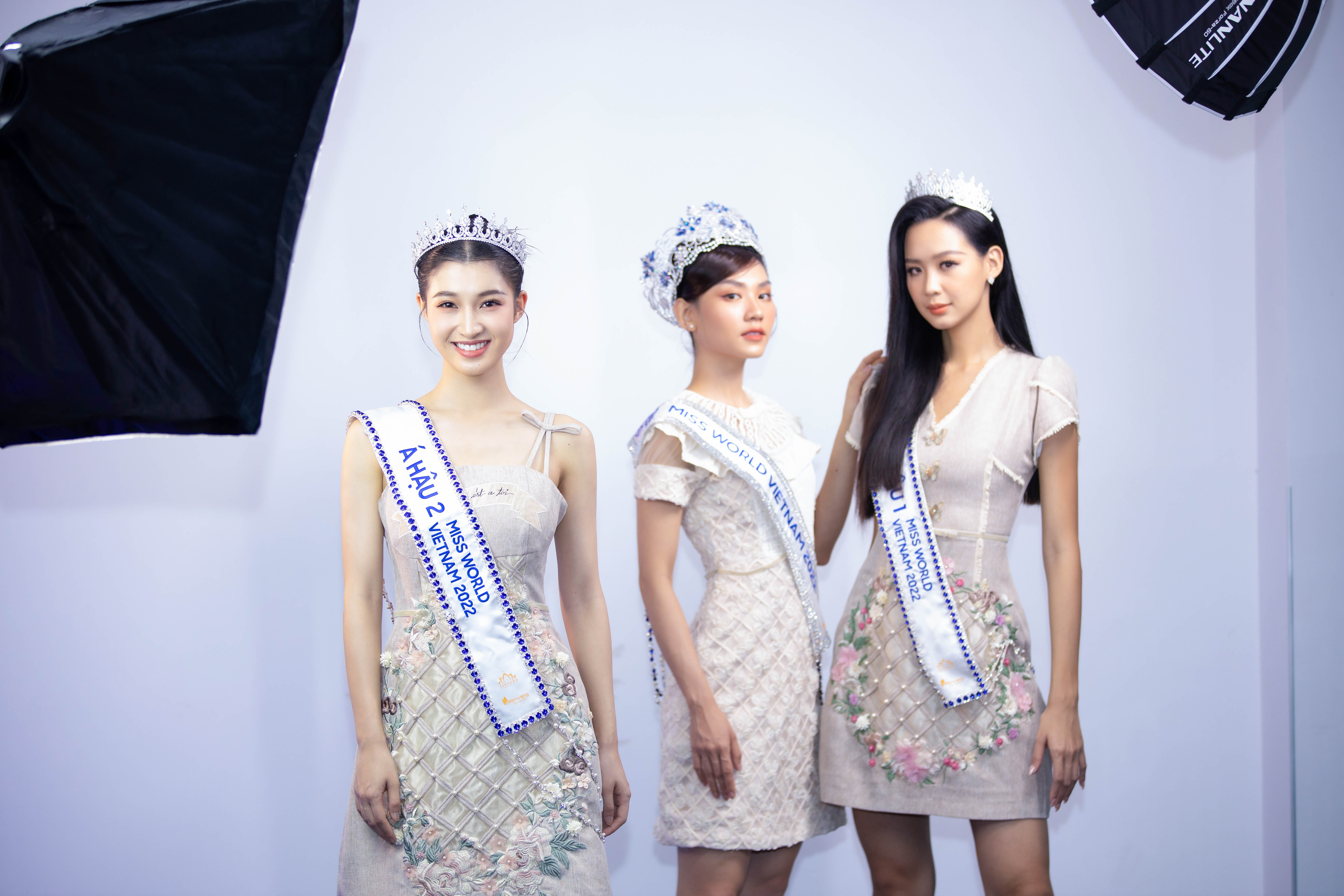 hoa hau the gioi Viet Nam anh 9