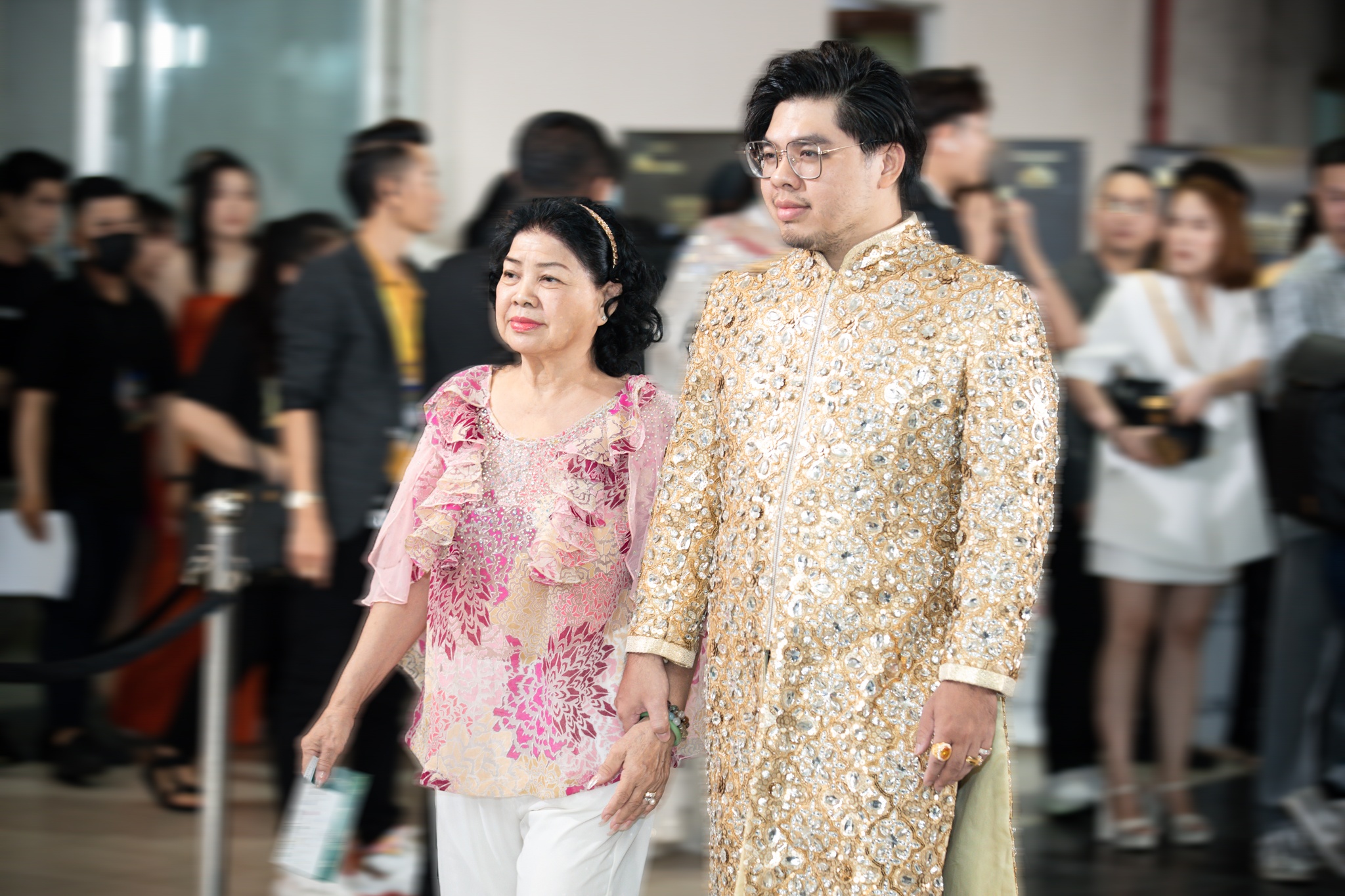 hoa hau hoa binh anh 8