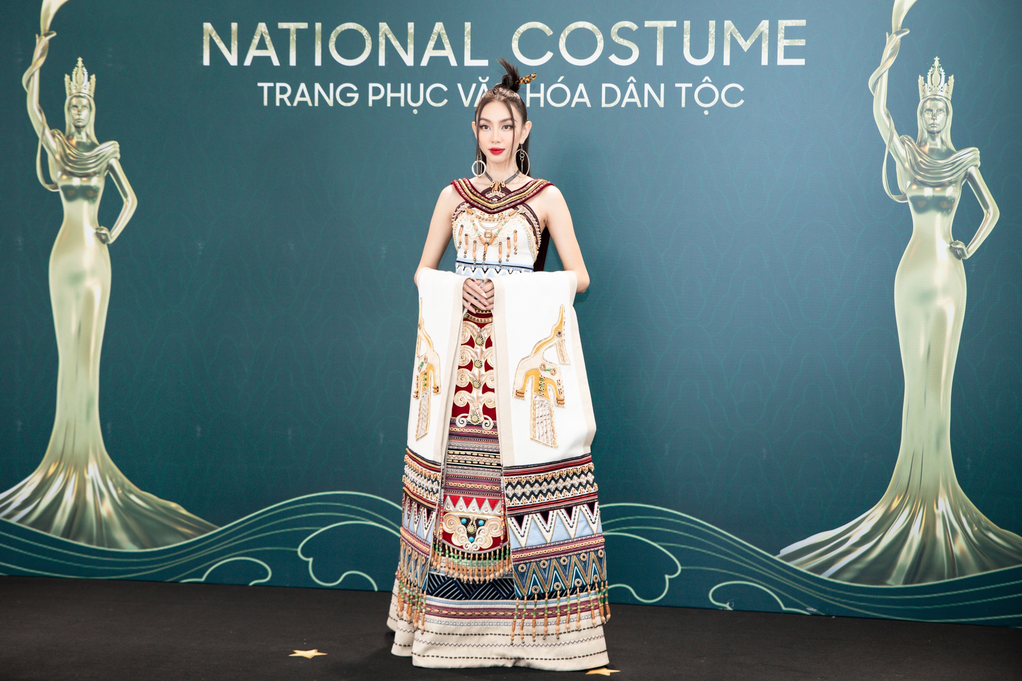 hoa hau hoa binh anh 1