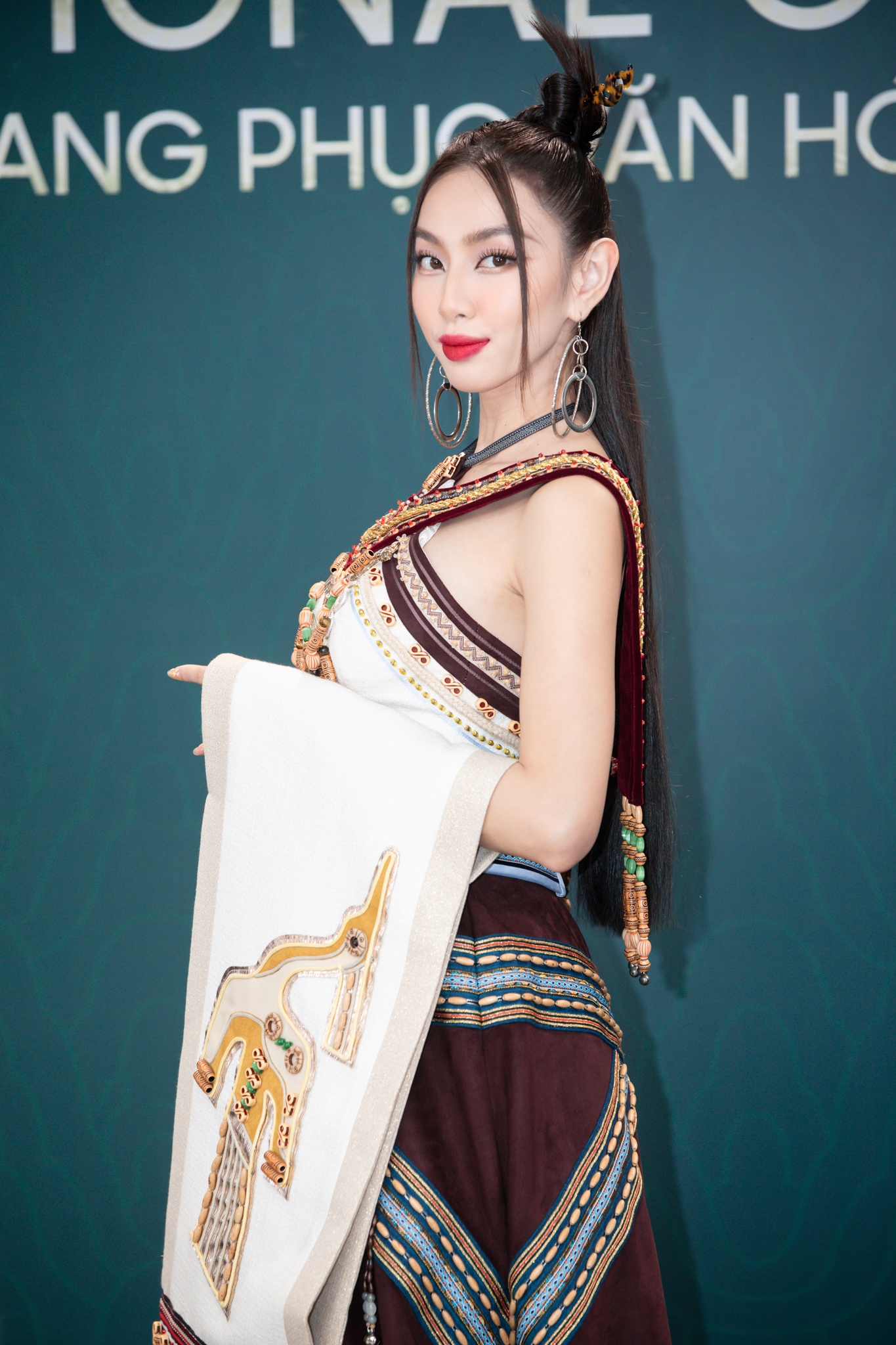 hoa hau hoa binh anh 2