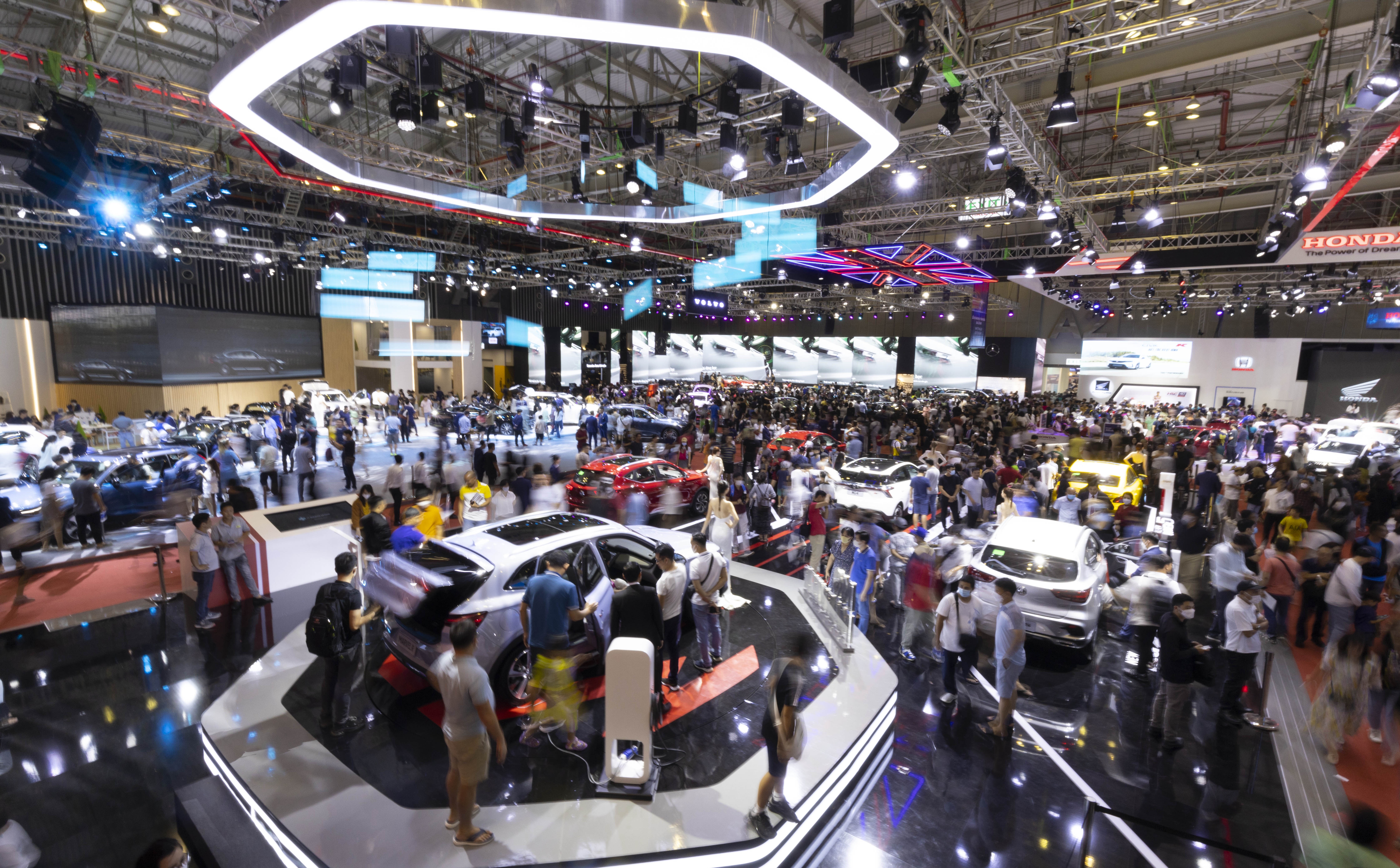 Vietnam Motor Show 2022 anh 1