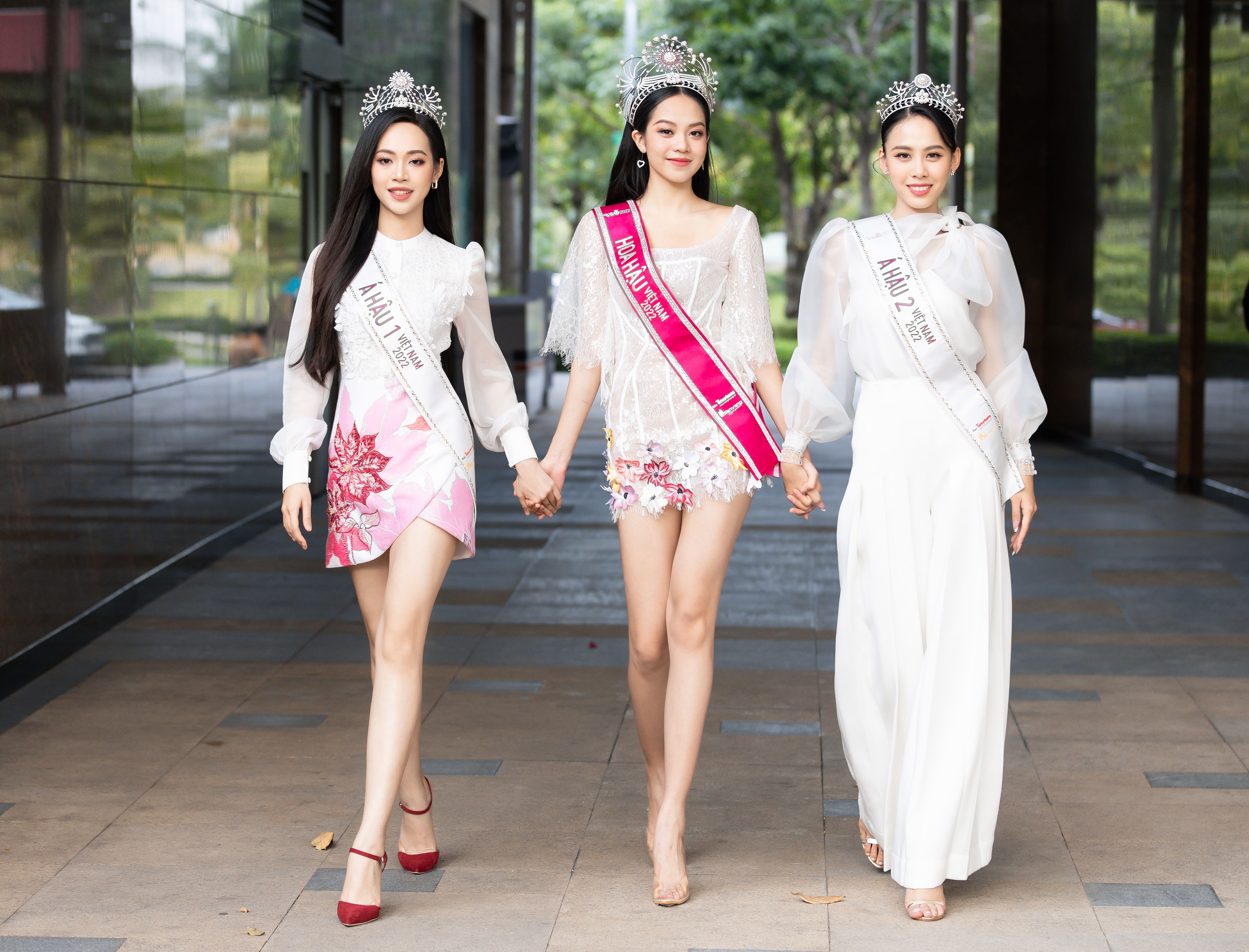 Hoa hau Viet Nam anh 1