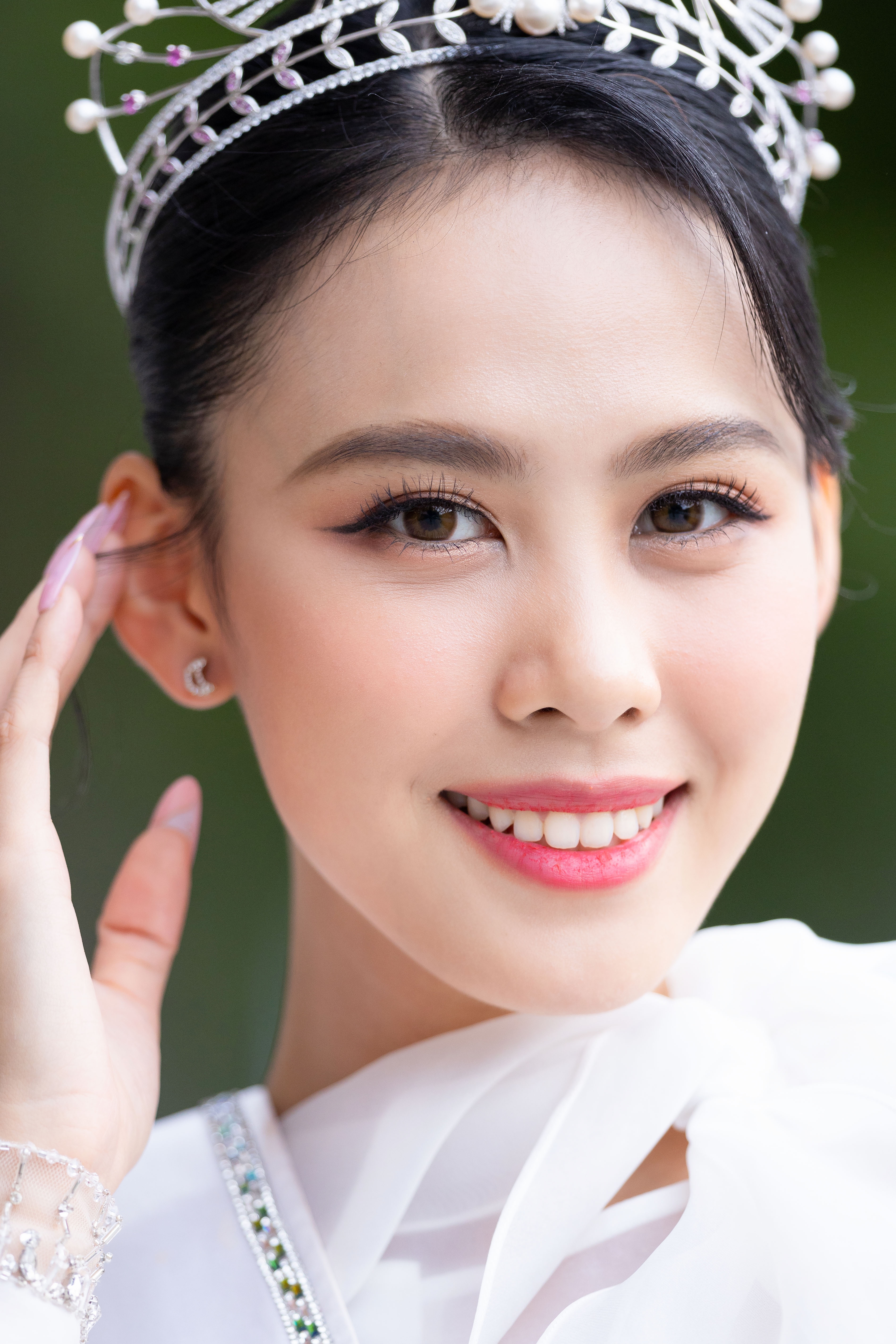 le nguyen ngoc hang,  a hau ngoc hang,  a hau viet nam anh 10