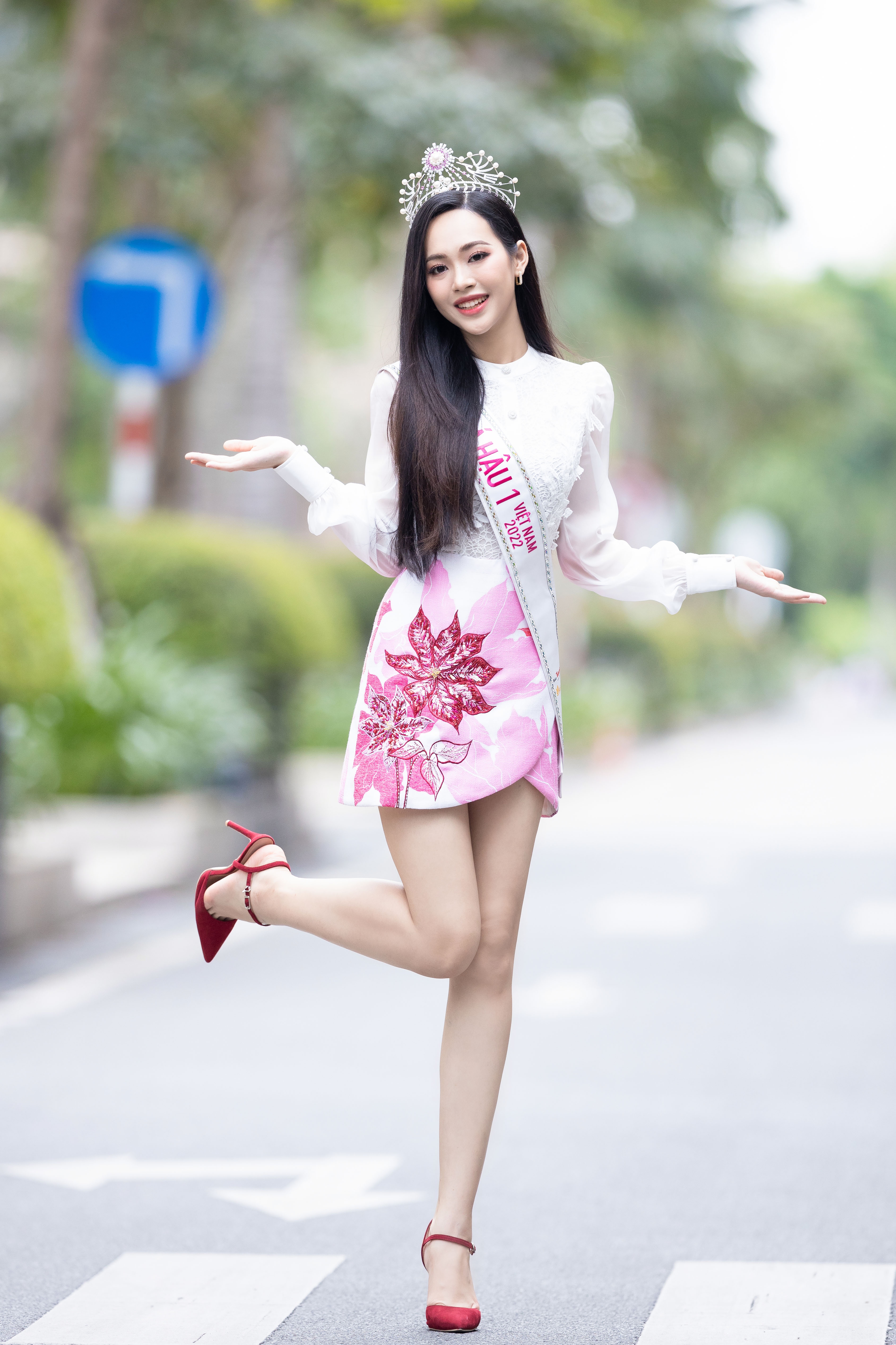 hoa hậu Việt Nam, Trịnh Thùy Linh, Á hậu Thùy Linh ảnh 5 hoa hau Viet Nam, Trinh Thuy Linh, A hau Thuy Linh anh 5