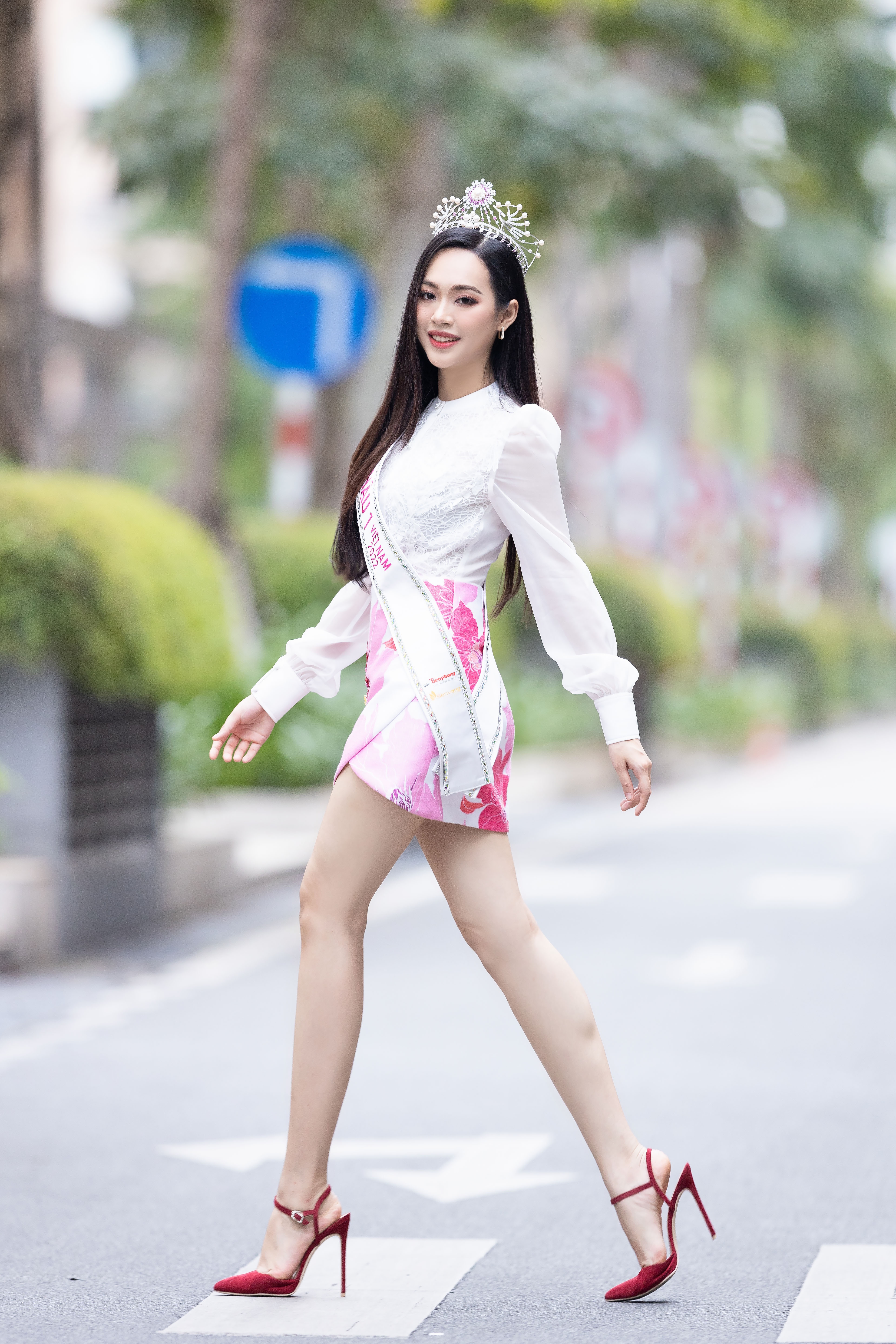 hoa hậu Việt Nam, Trịnh Thùy Linh, Á hậu Thùy Linh ảnh 6 hoa hau Viet Nam, Trinh Thuy Linh, A hau Thuy Linh anh 6