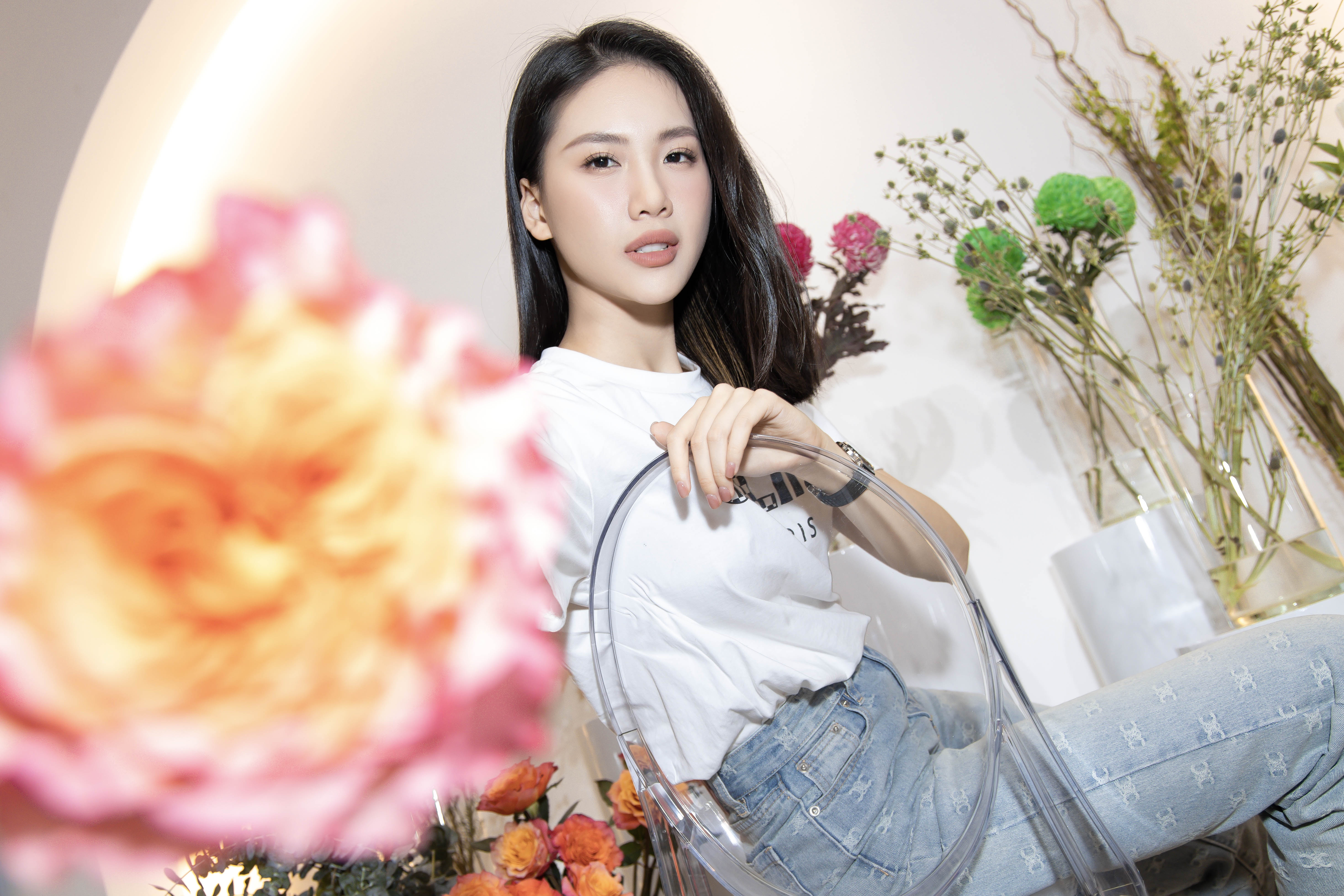 Bui Quynh Hoa len tieng ve tin don mua suat thi Miss Universe 2023 hinh anh