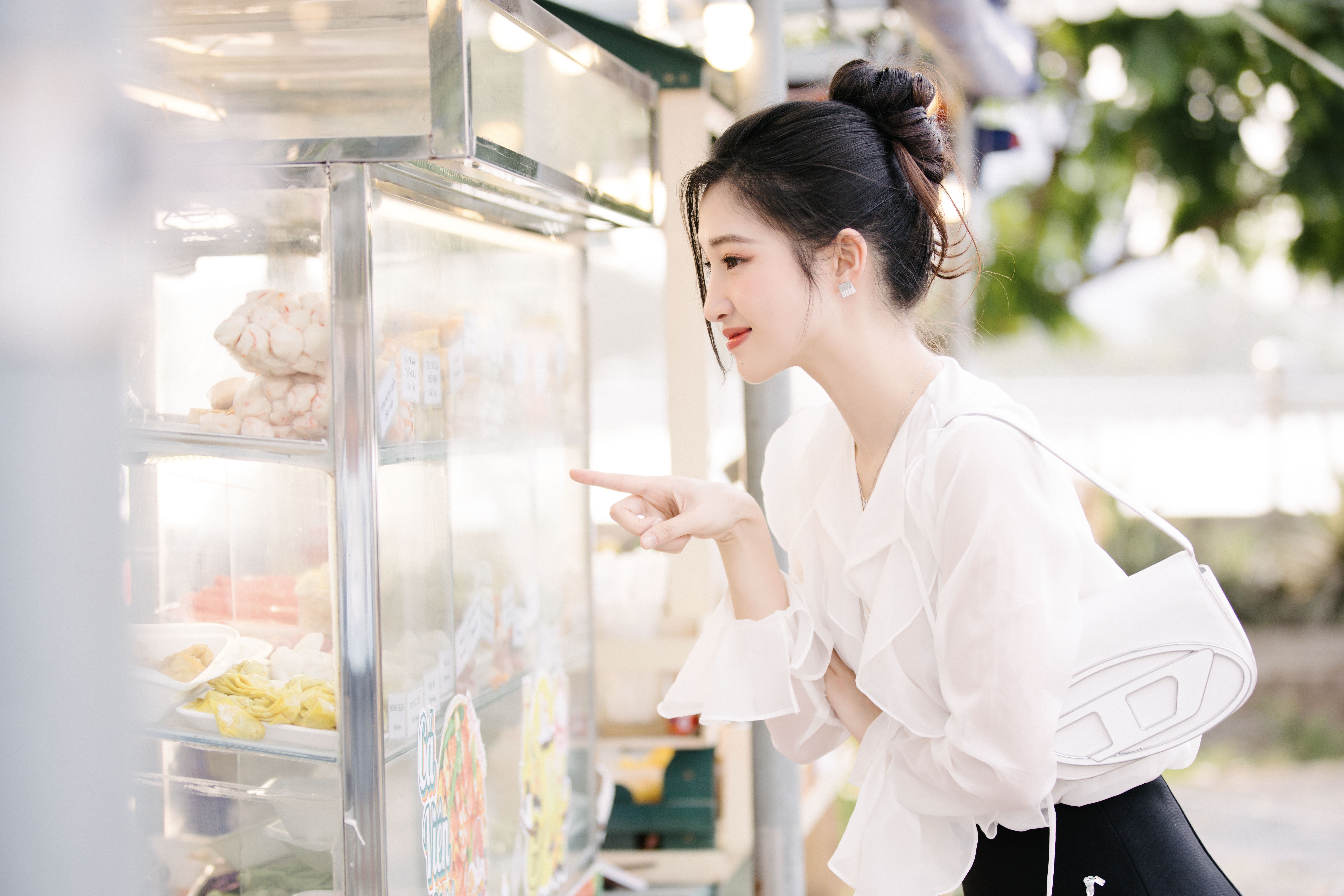 A hau Phuong Nhi anh 4