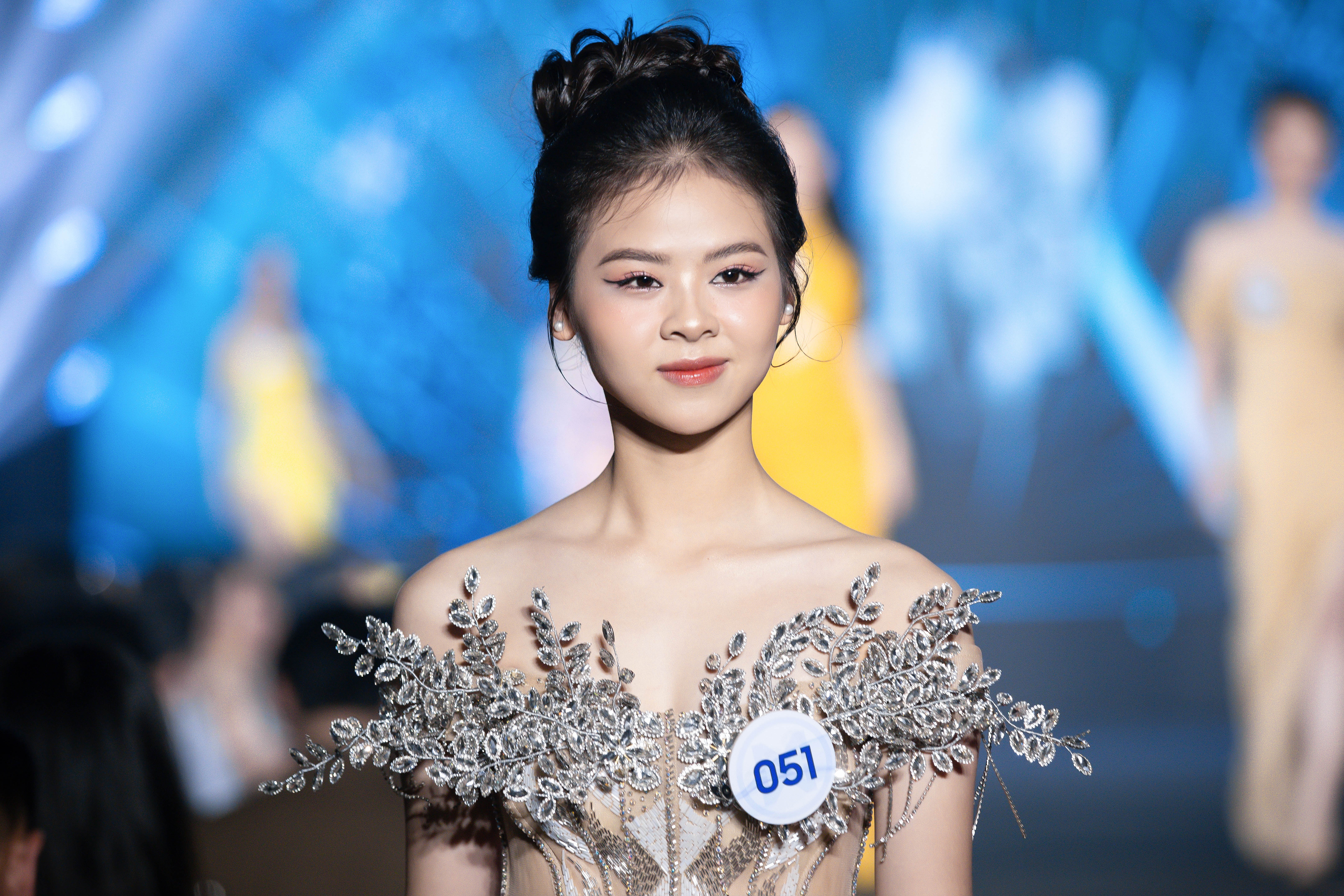 miss world,  mai phuong,  hoa khoi bong chuyen anh 2