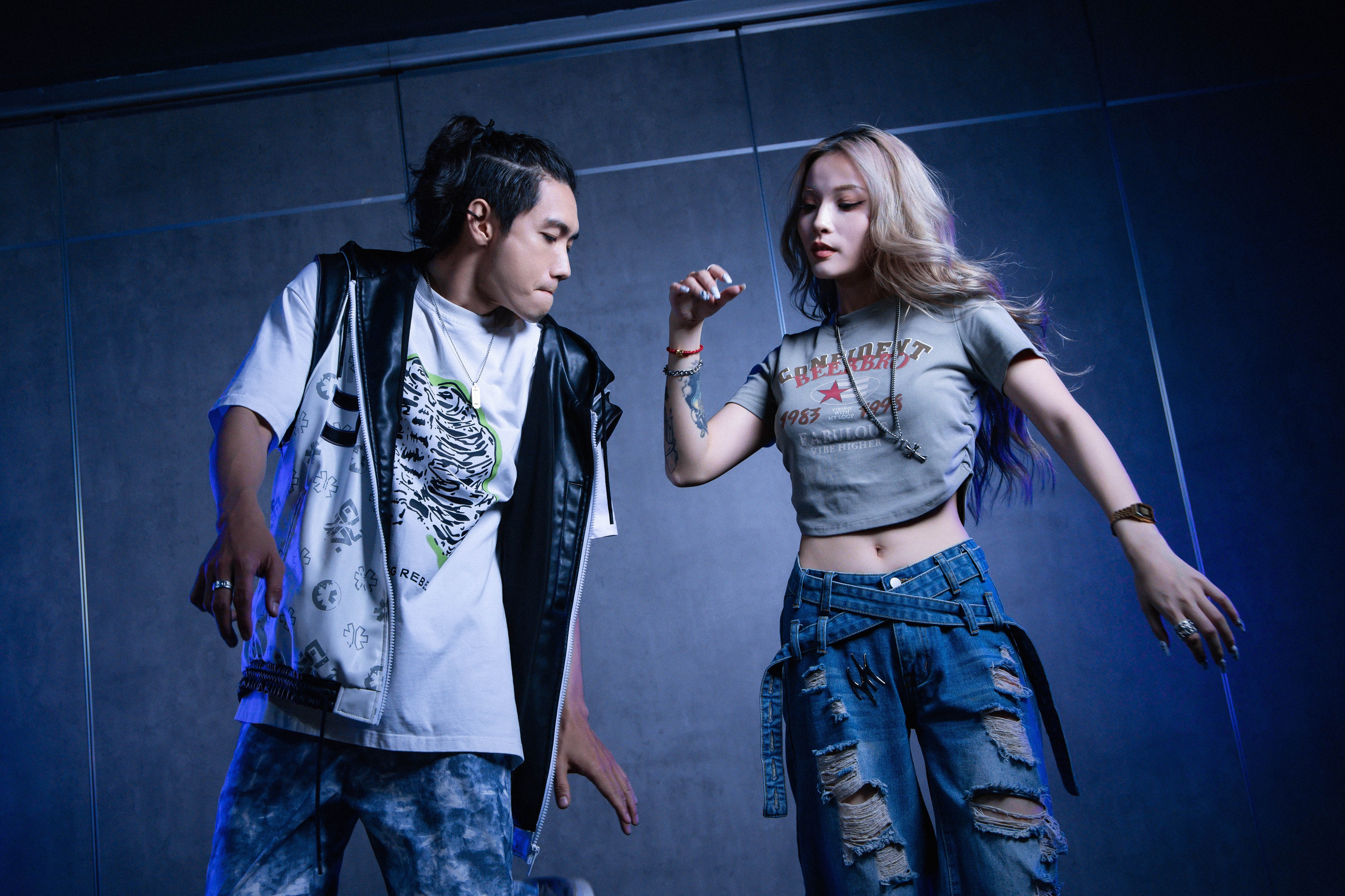 Quang Dang va ban gai anh 6