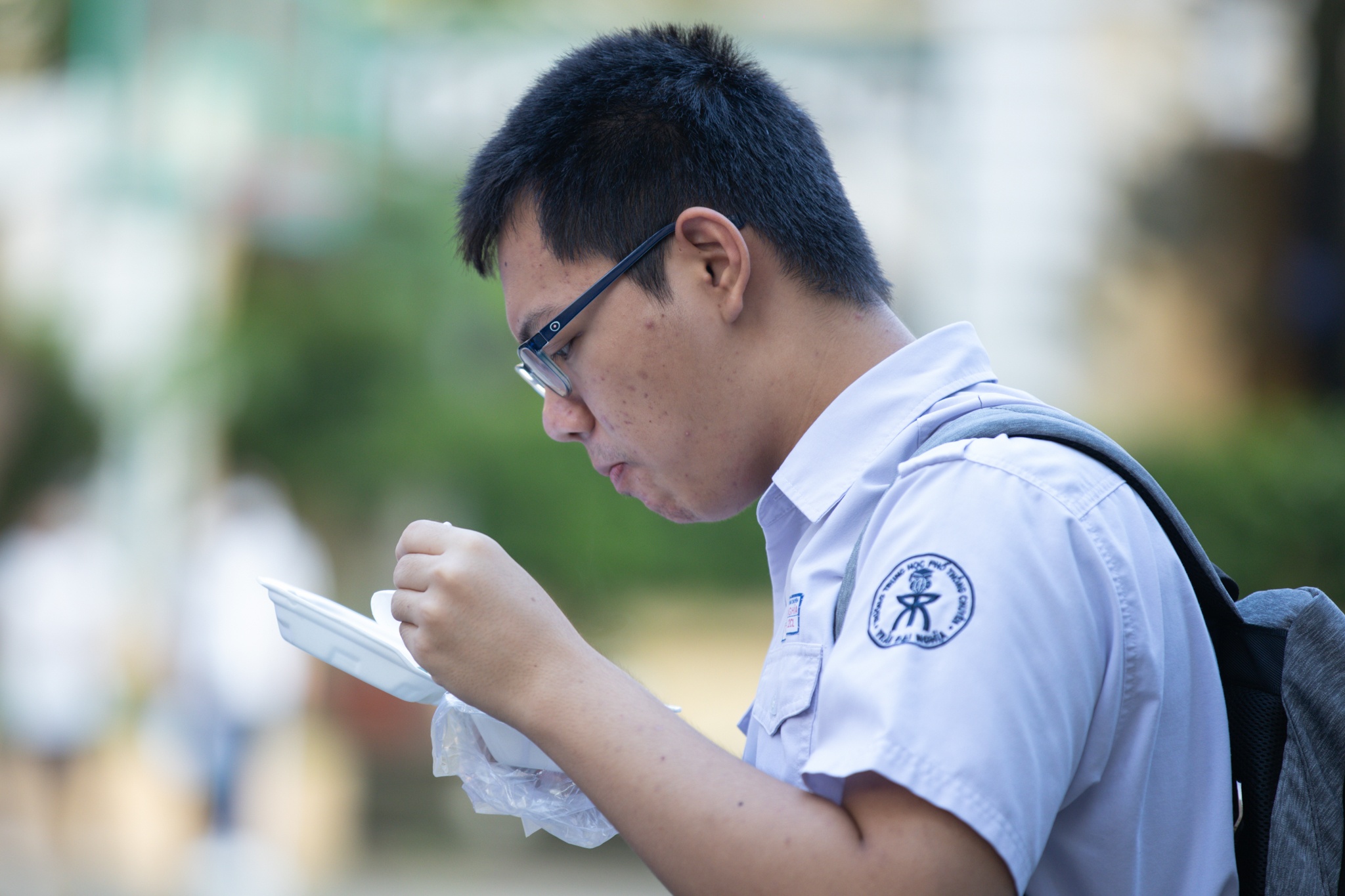 thi tot nghiep THPT anh 6