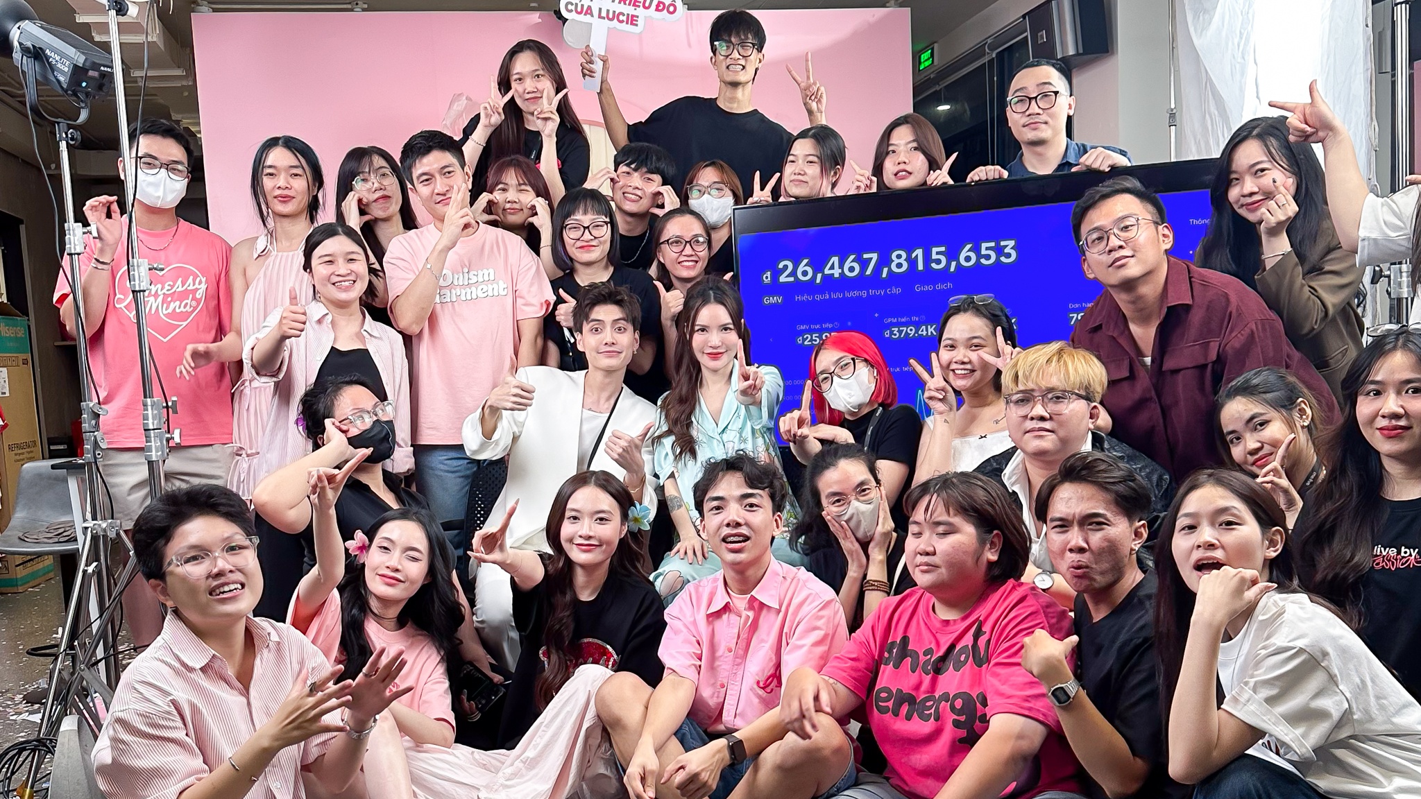 livestream ban hang,  tiktok shop anh 15