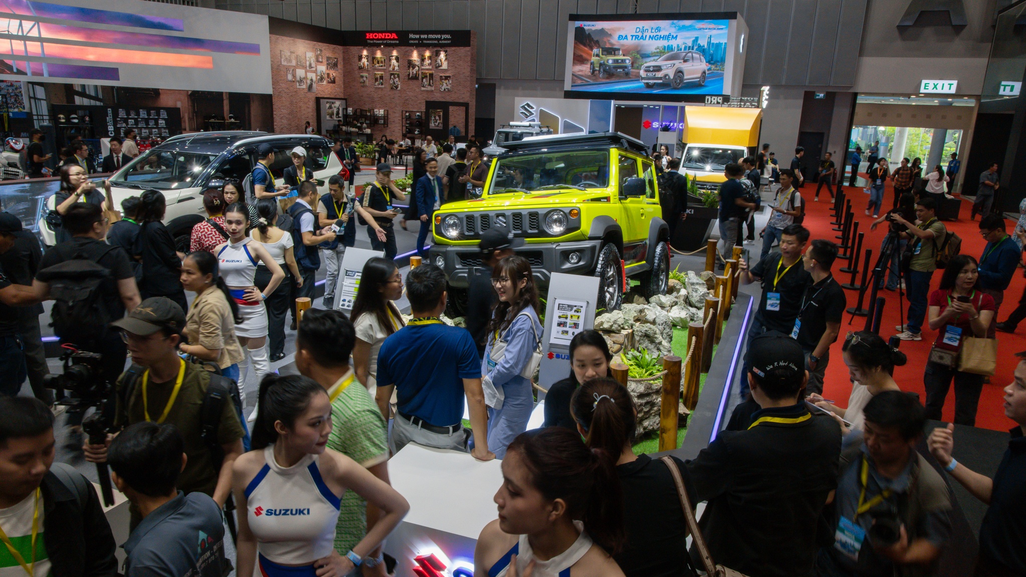 Triển lãm xe ở TP.HCM ảnh 4 Trien lam xe o TP.HCM anh 4