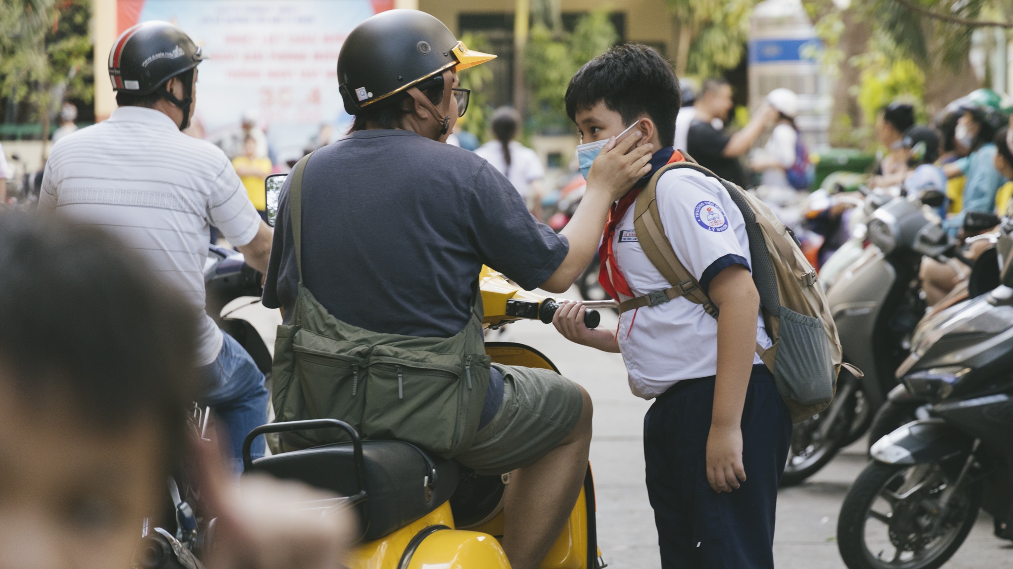 Travel blogger Ha La La anh 35