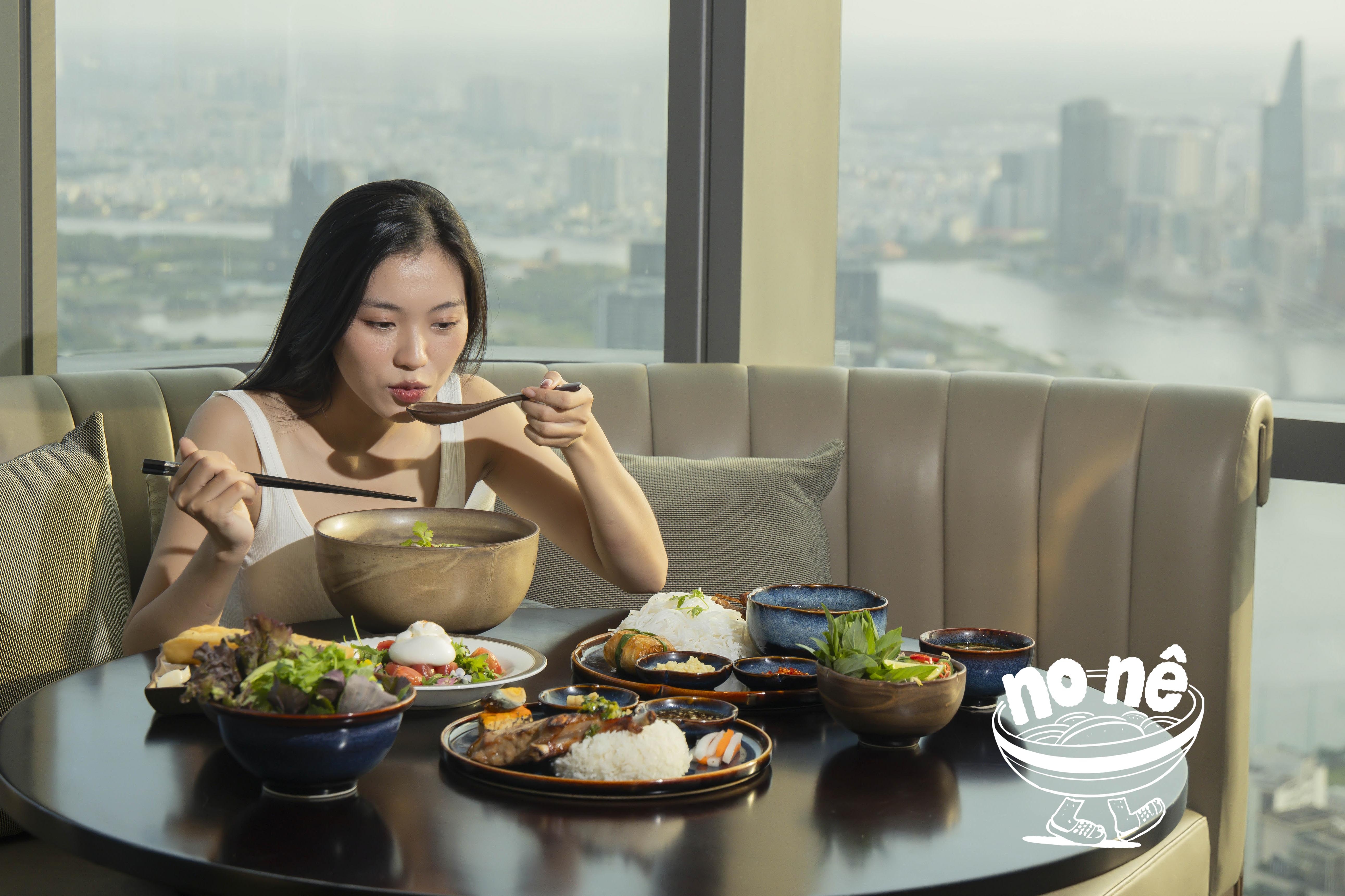 Nha hang tang 66 ban pho 1 trieu dong/to o TP.HCM hinh anh