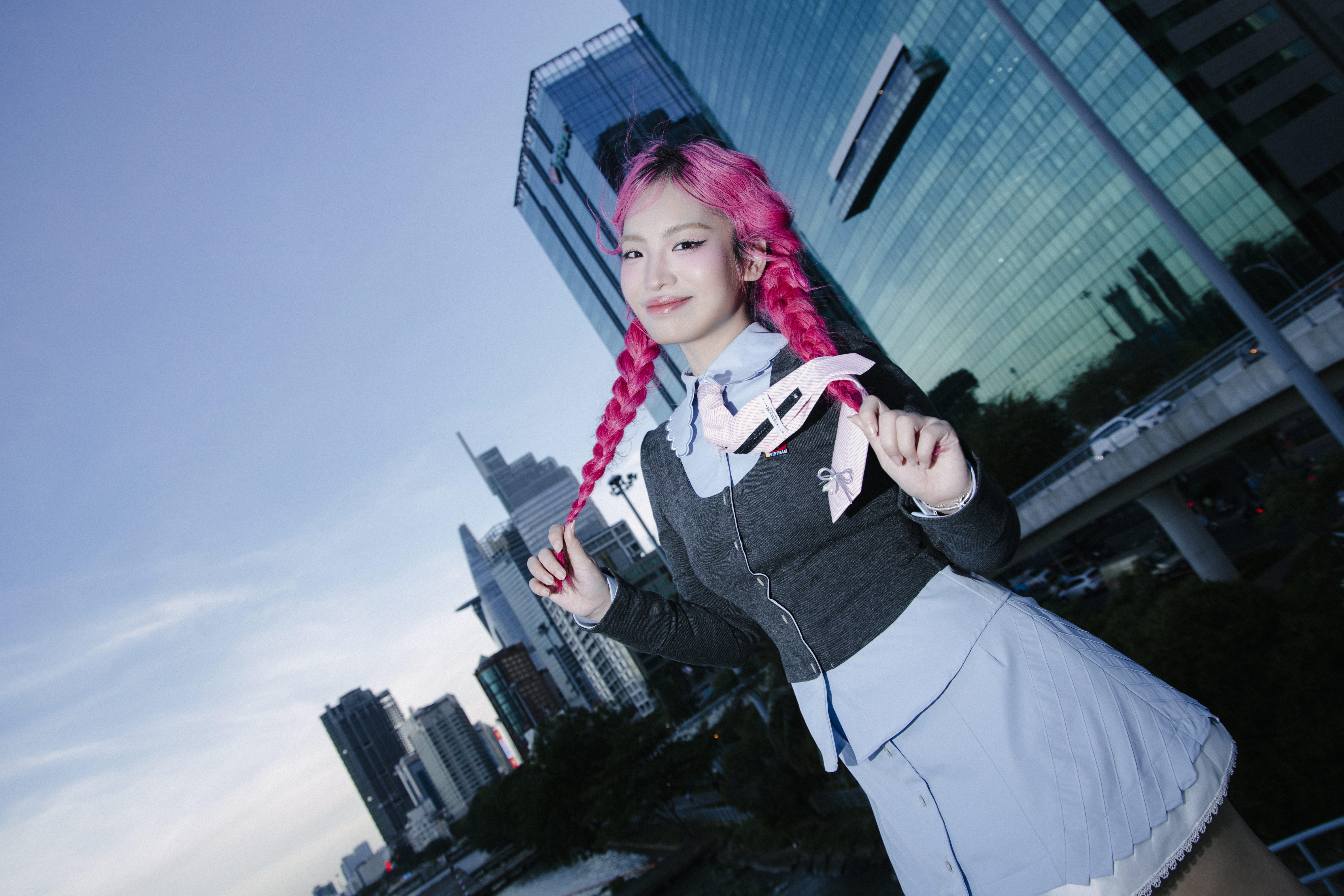 TP.HCM hien dai 'chong mat' qua goc nhin Gen Z hinh anh