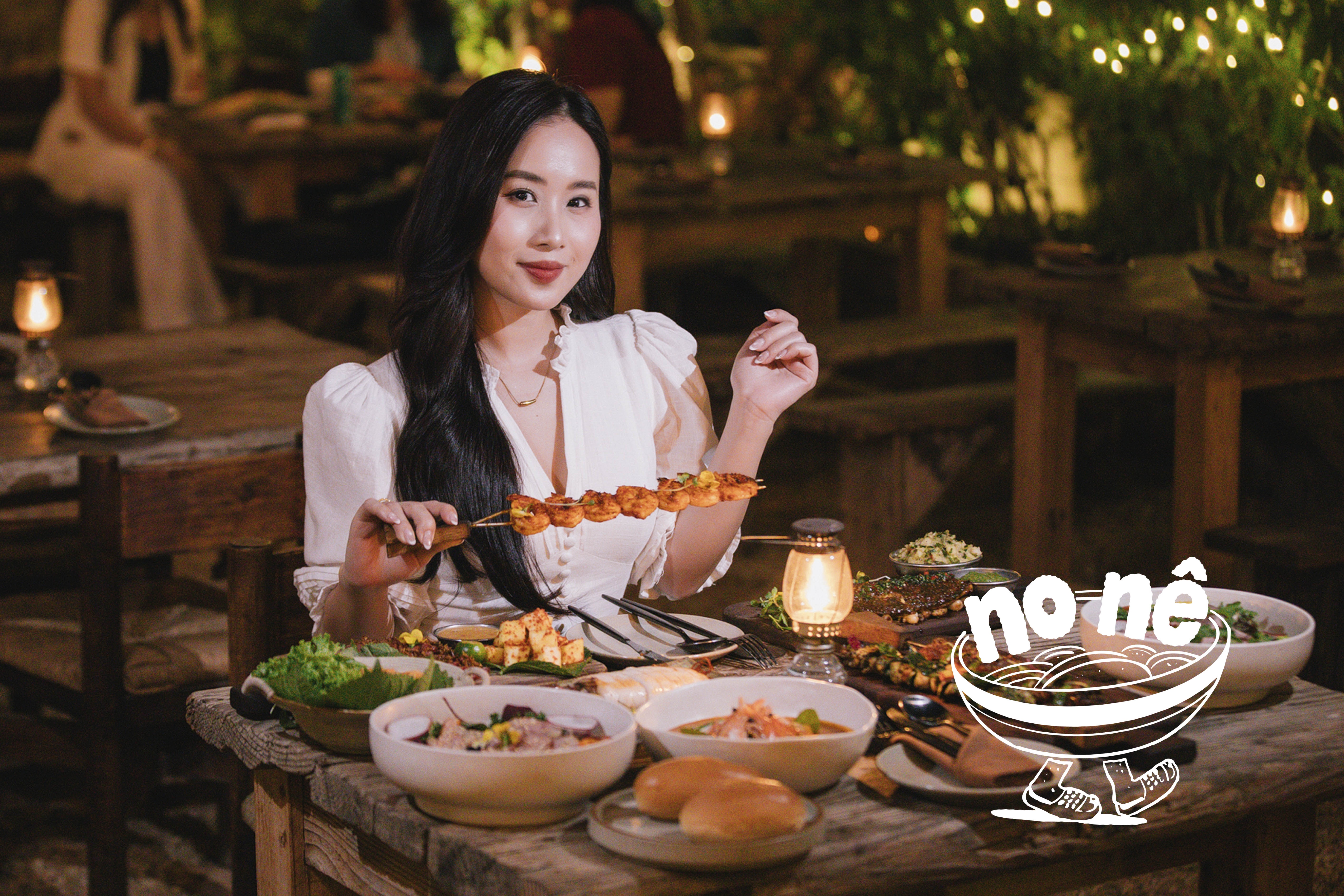 Hen ho tren rooftop, an mon Viet nuong kieu Au o TP.HCM hinh anh