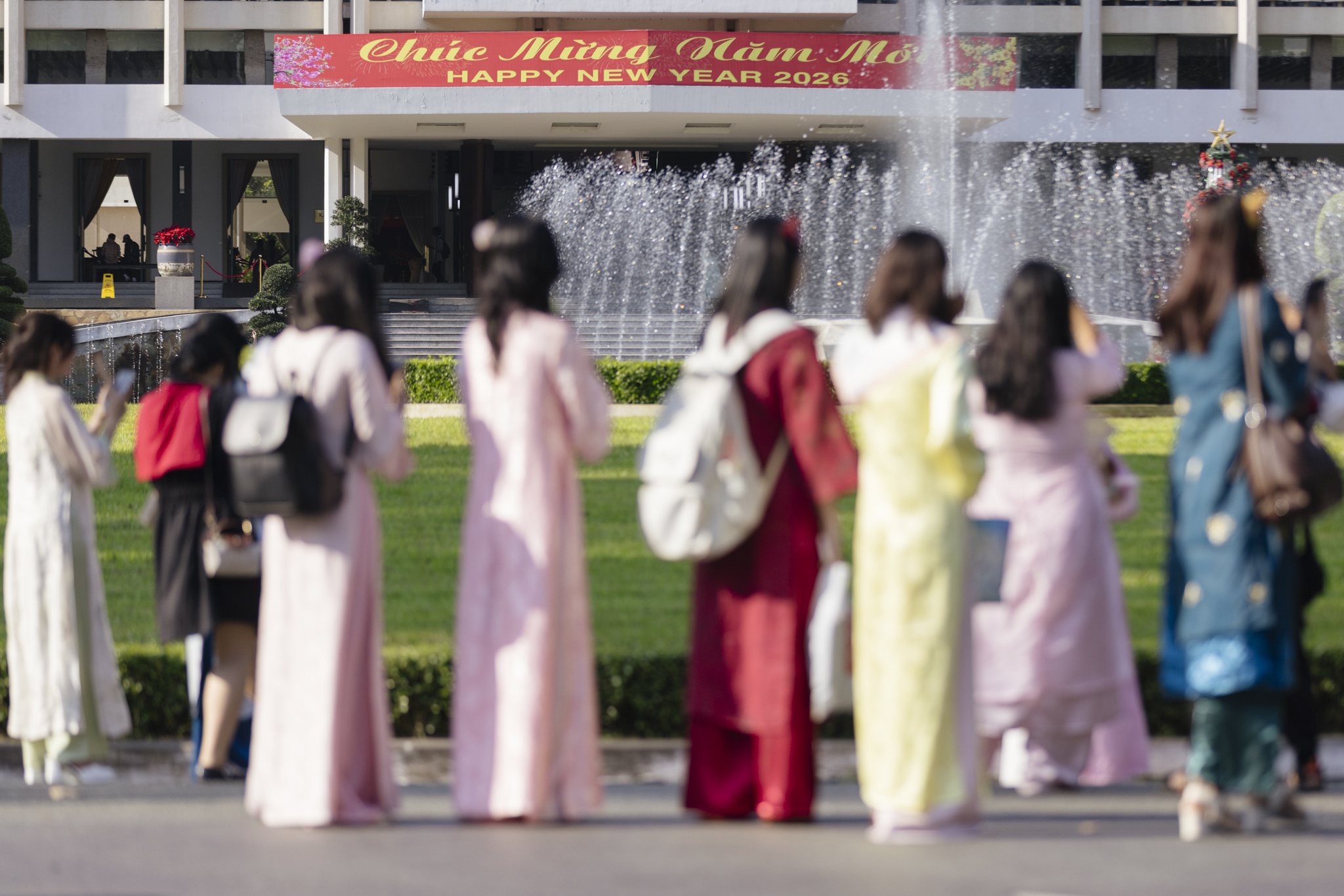 ngay dau nam o TP.HCM anh 8