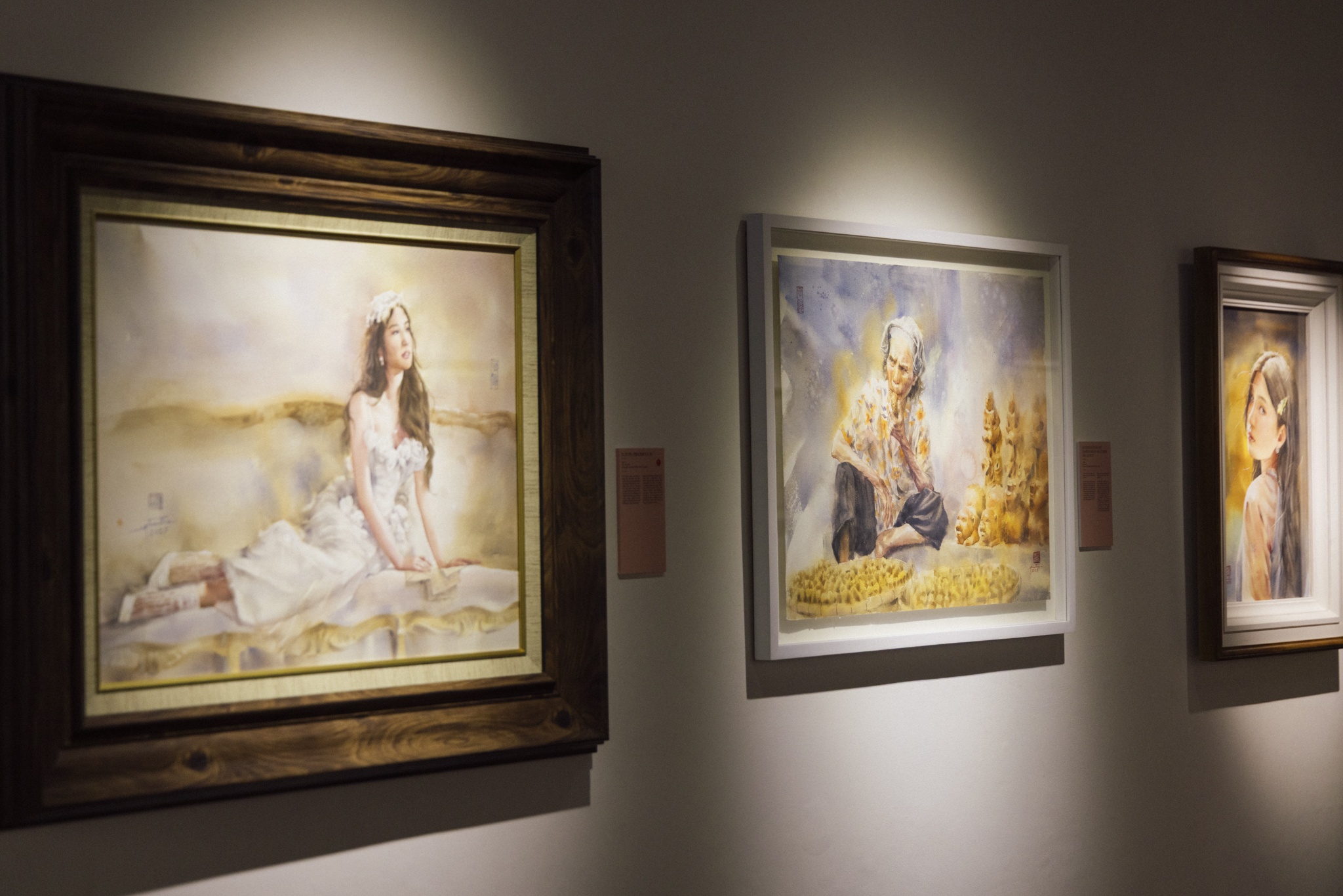 trien lam Em 25 anh 2